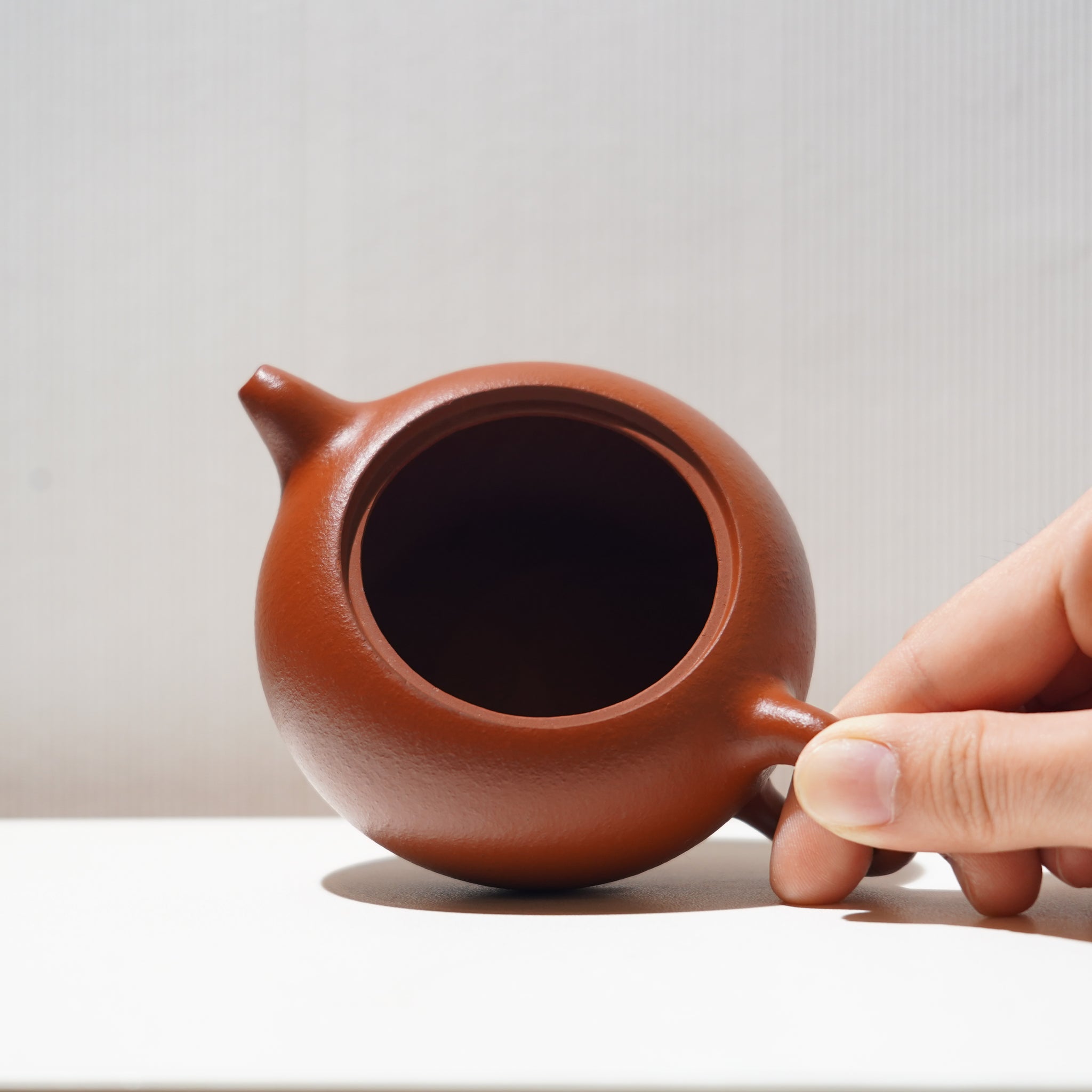 【乳香】朱泥書法紫砂茶壺