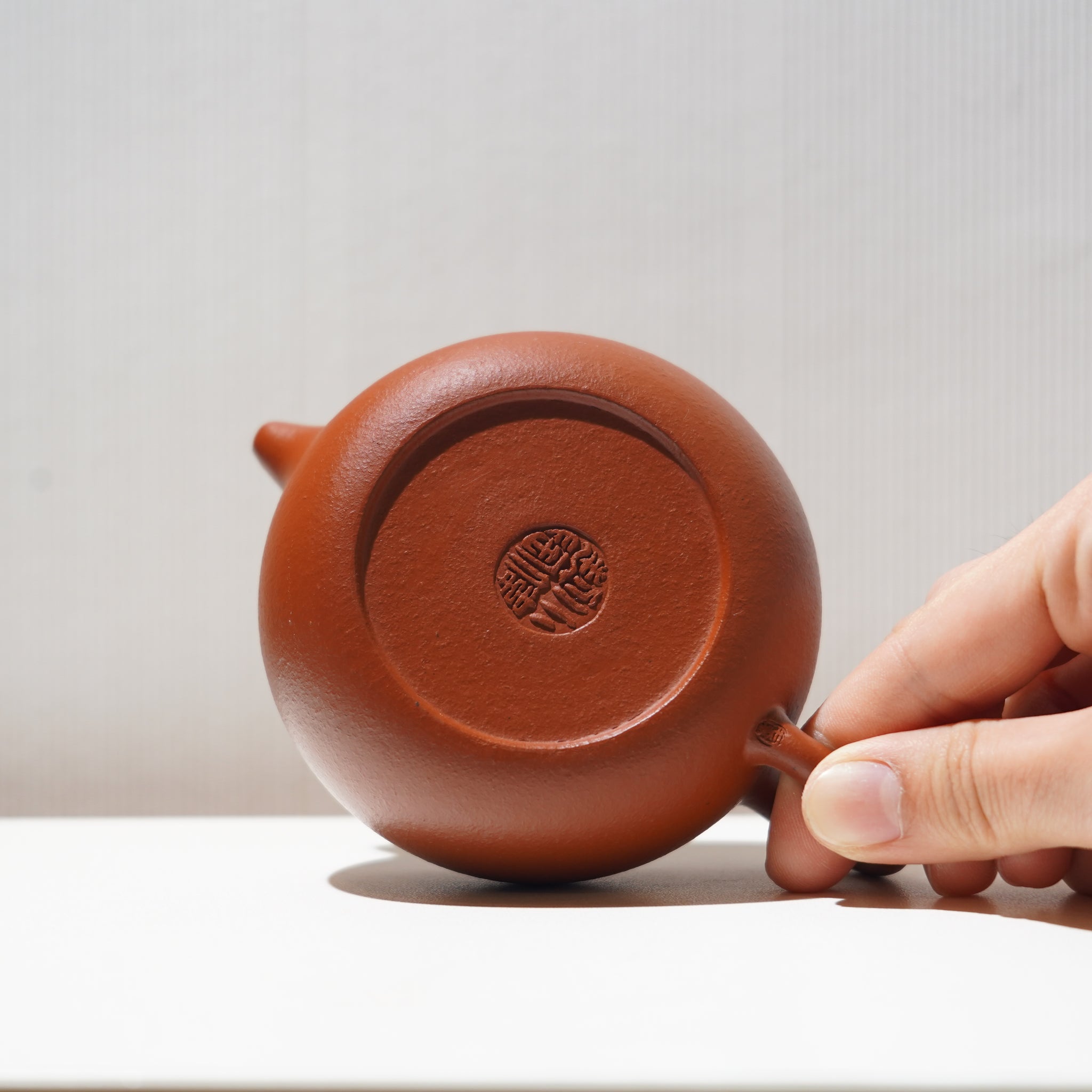 【乳香】朱泥書法紫砂茶壺