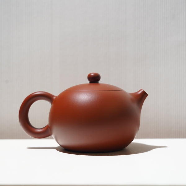 （已售出）【雕花西施】朱泥雕刻紫砂茶壺
