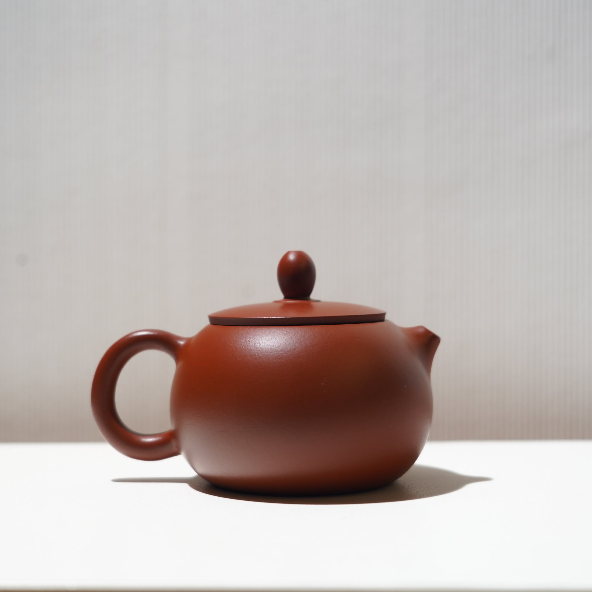 【西施】朱泥刻畫紫砂茶壺