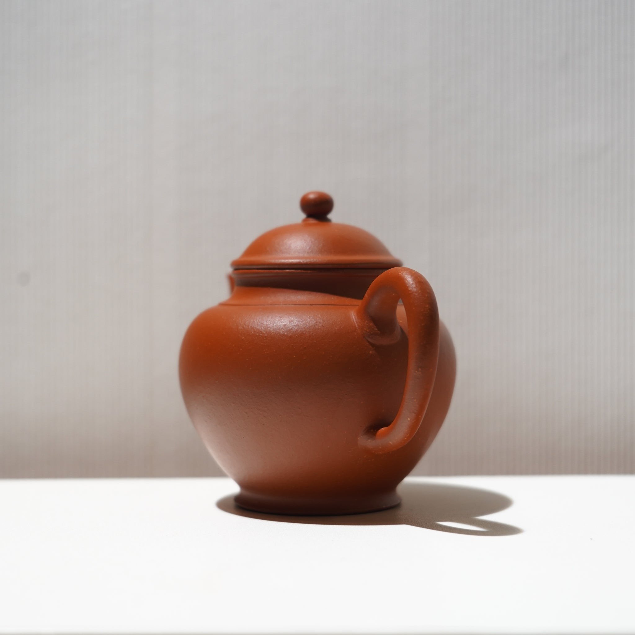 【宮燈】朱泥紫砂茶壺