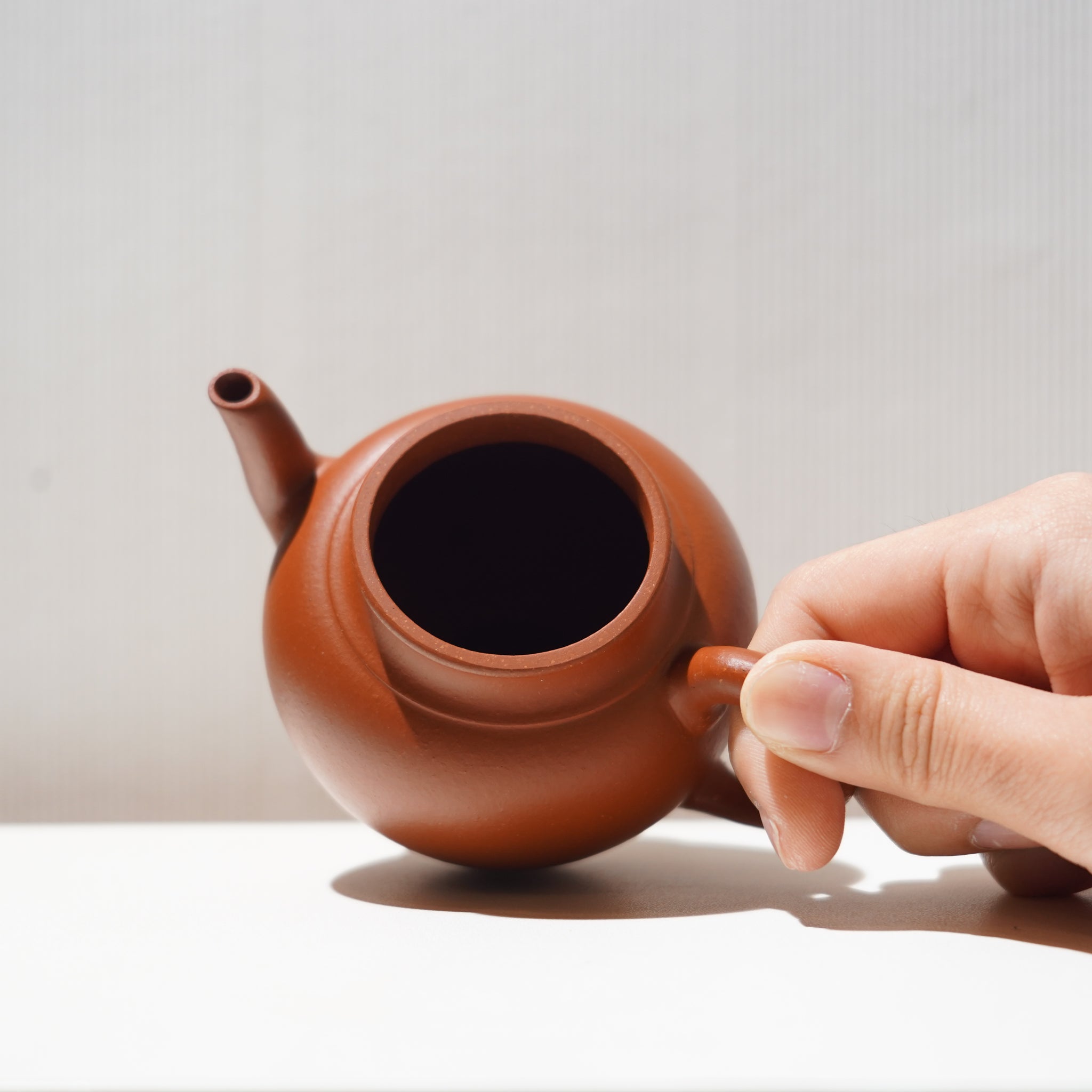 【宮燈】朱泥紫砂茶壺