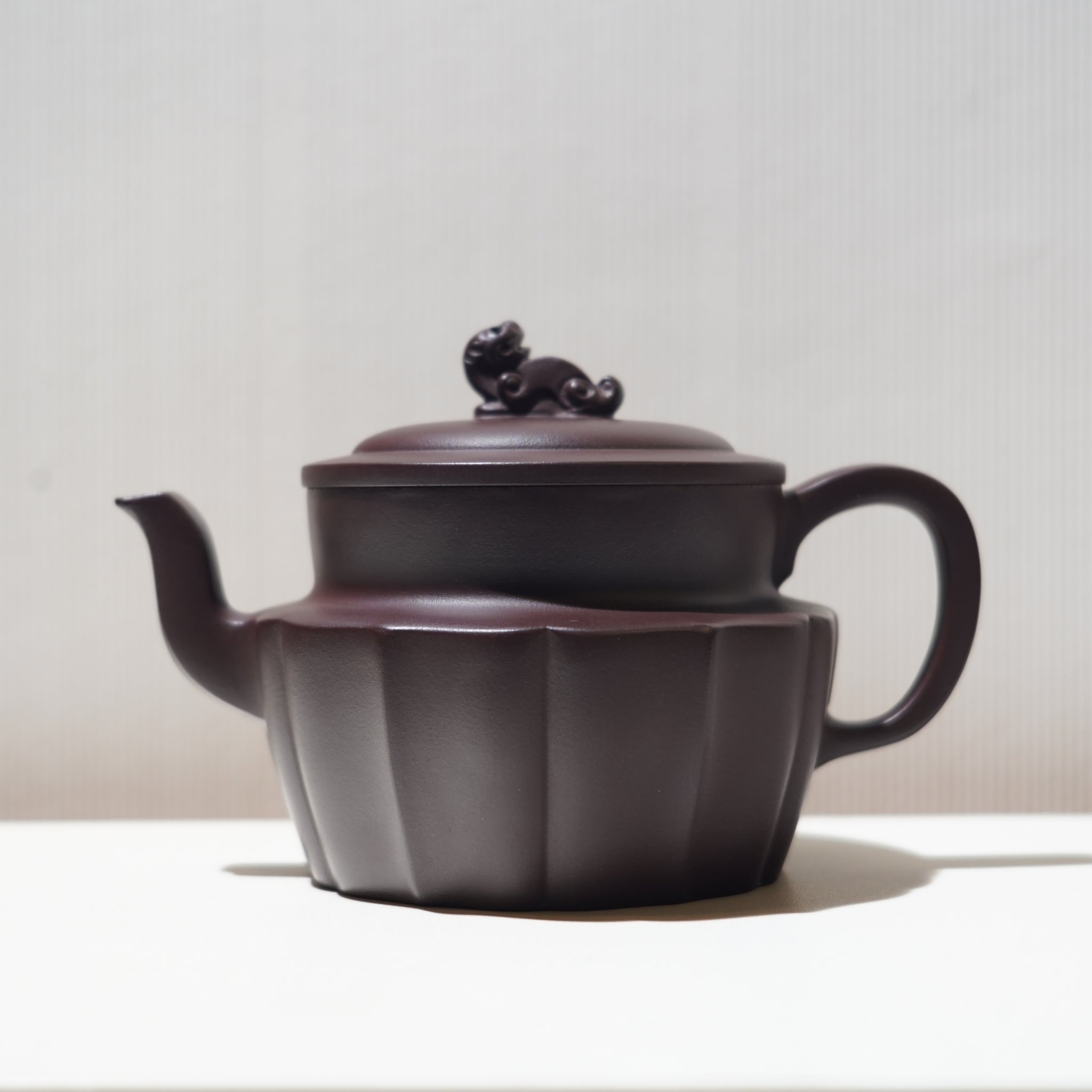 【獅尊】紫茄泥紫砂茶壺