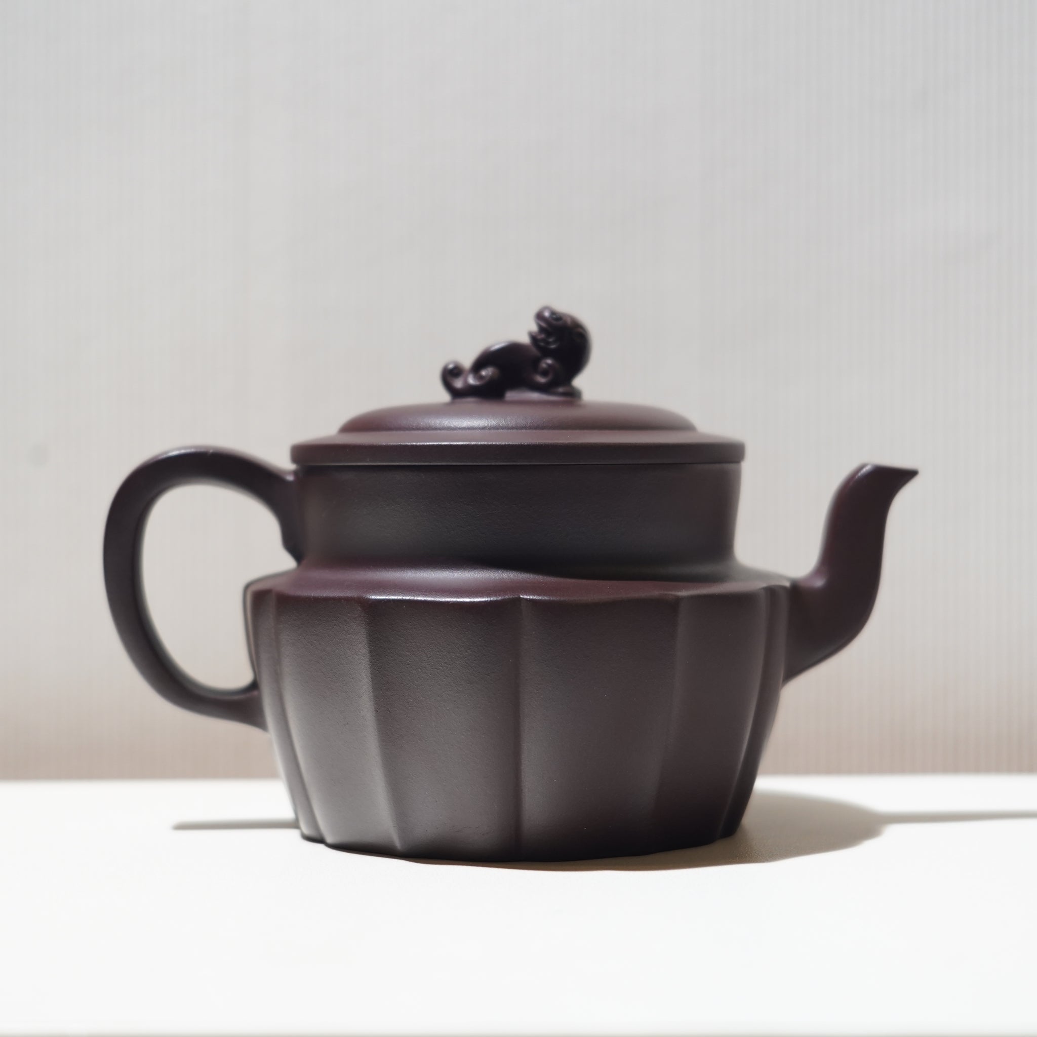 【獅尊】紫茄泥紫砂茶壺