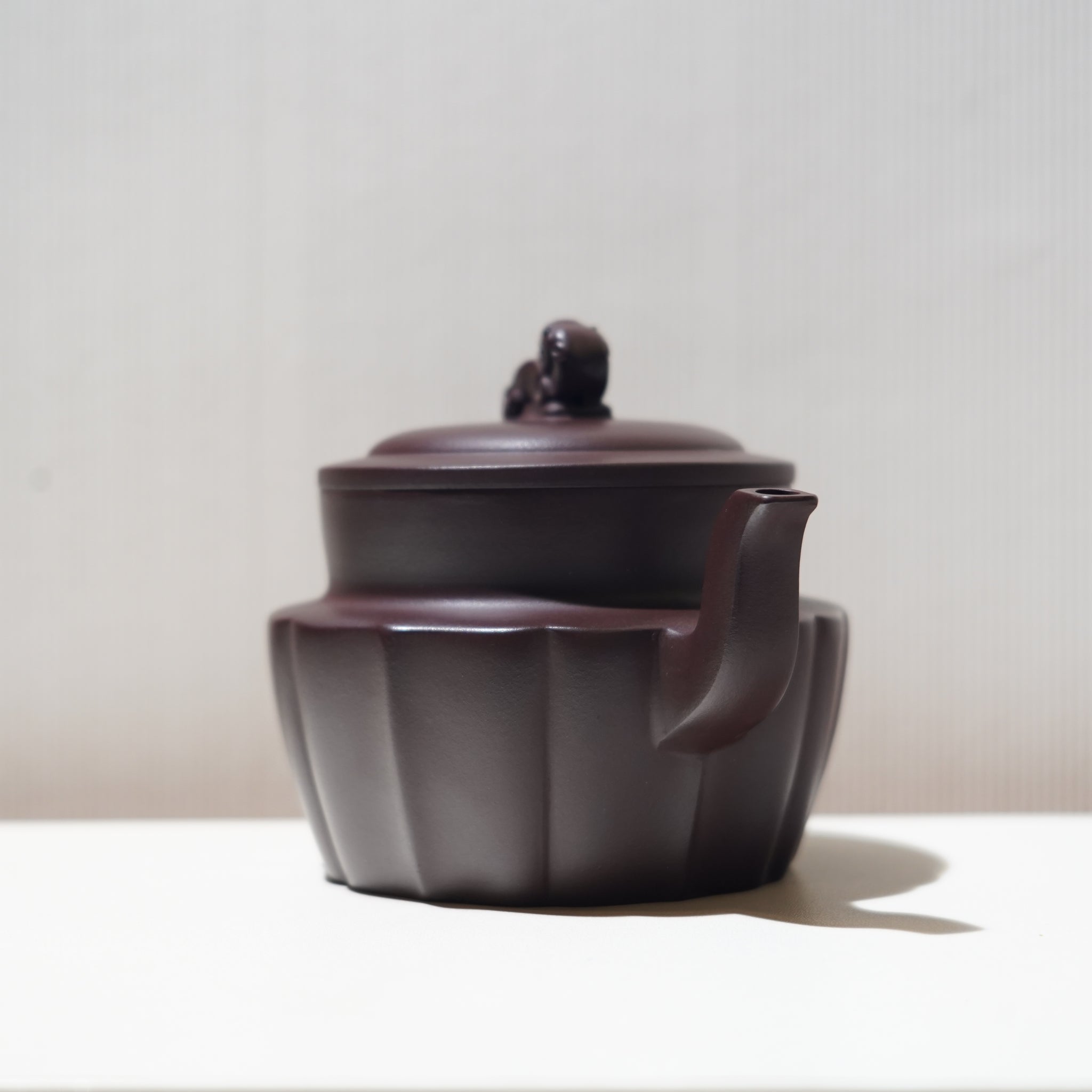 【獅尊】紫茄泥紫砂茶壺