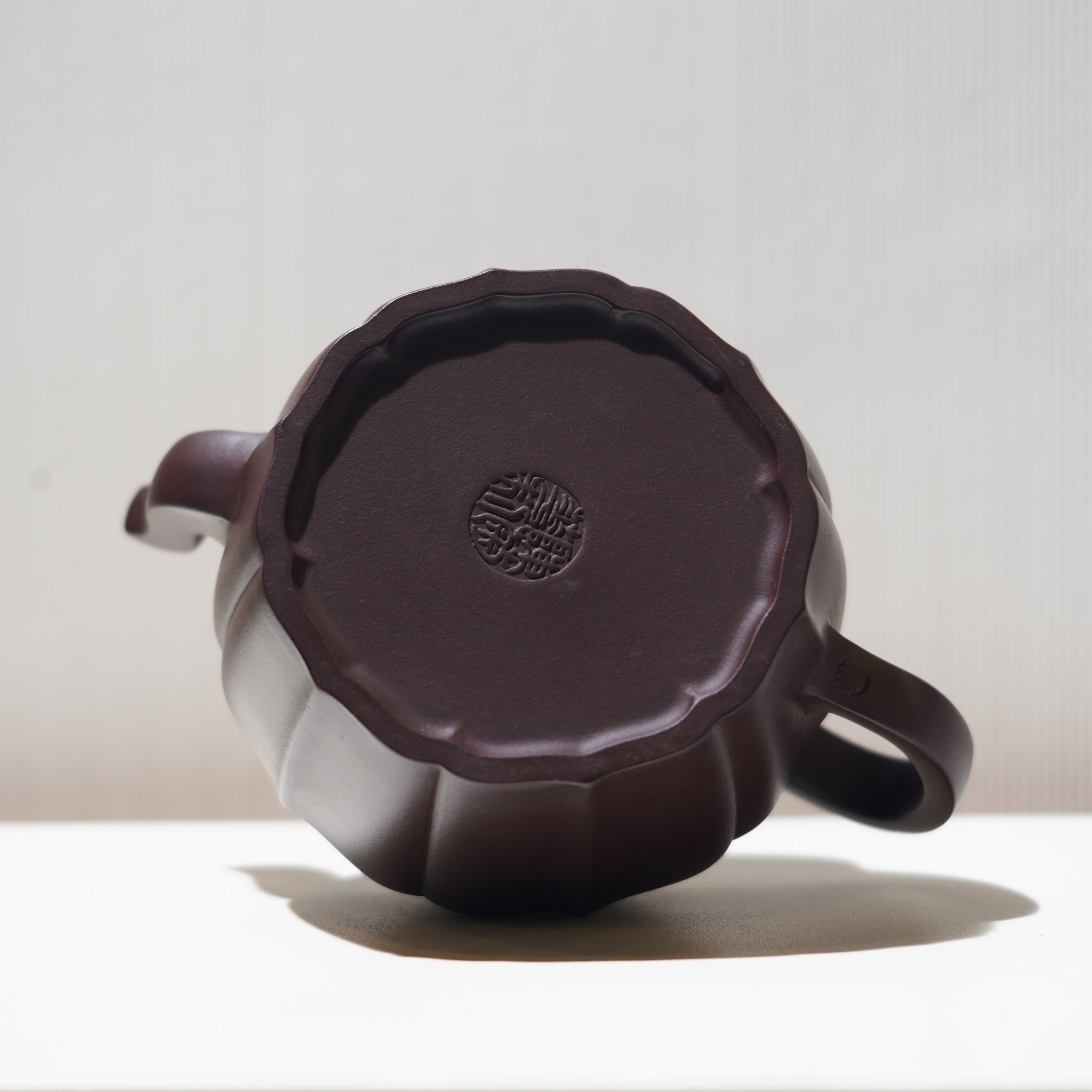 【獅尊】紫茄泥紫砂茶壺