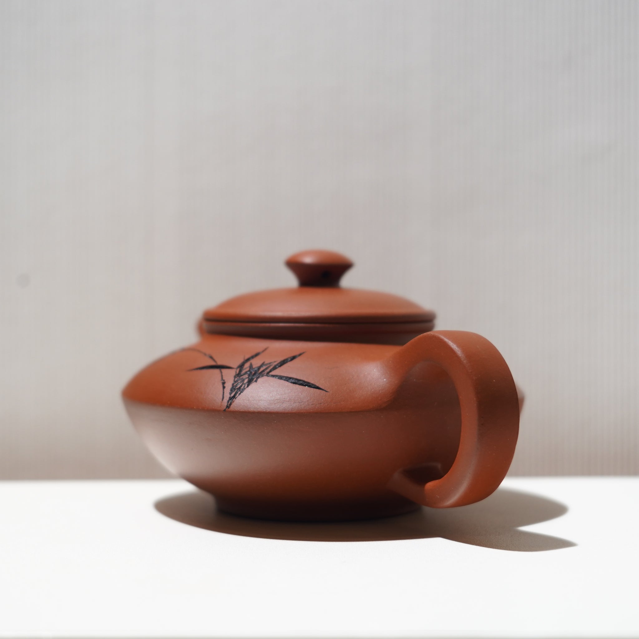 【四方虛扁】底槽清刻畫紫砂茶壺