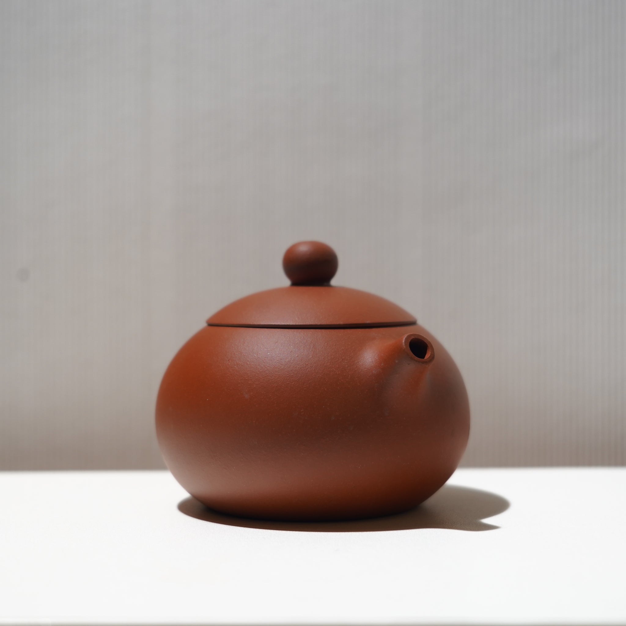 【西施】底槽青字詞紫砂茶壺