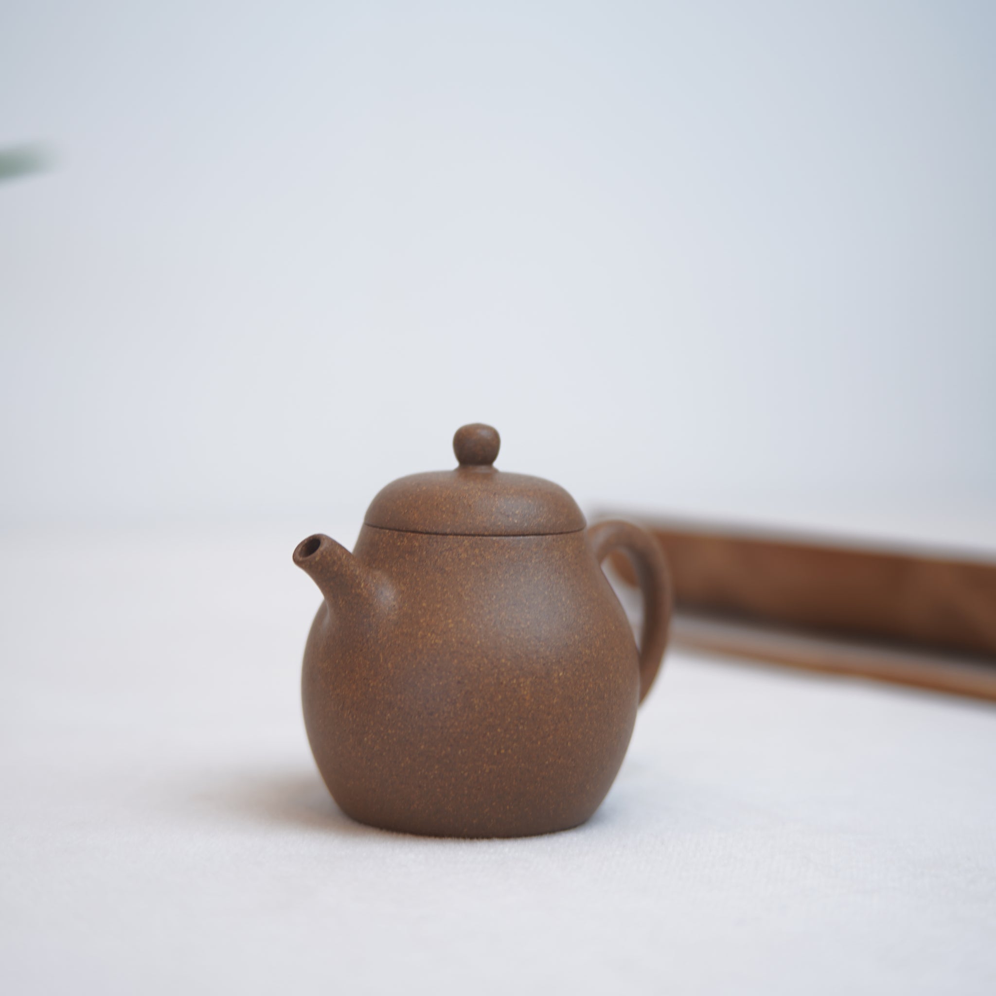 *New Product* [Mingyuanli] Fully handmade original ore old section clay purple sand teapot