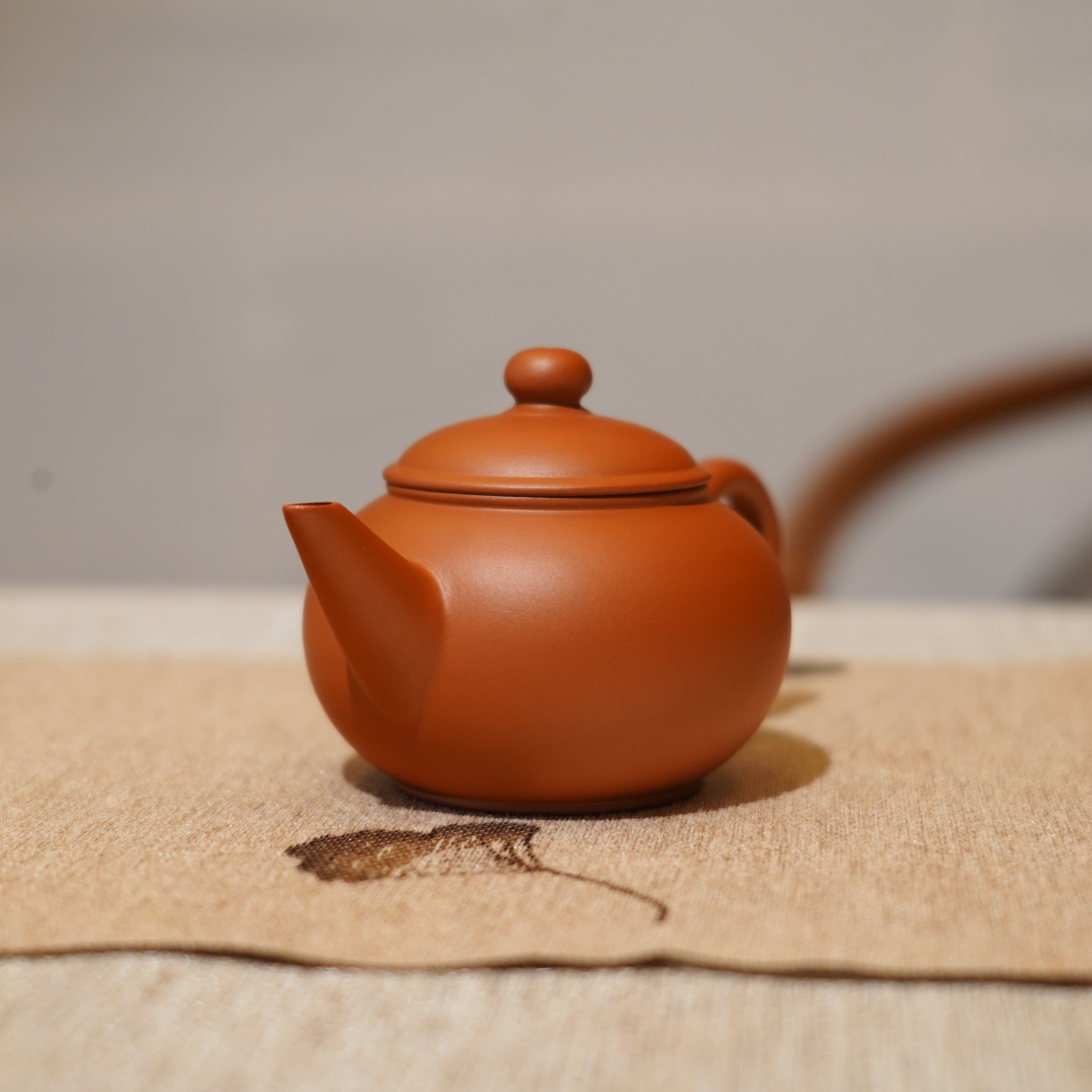 *新品*【水平】全手工潮州朱泥手拉茶壺