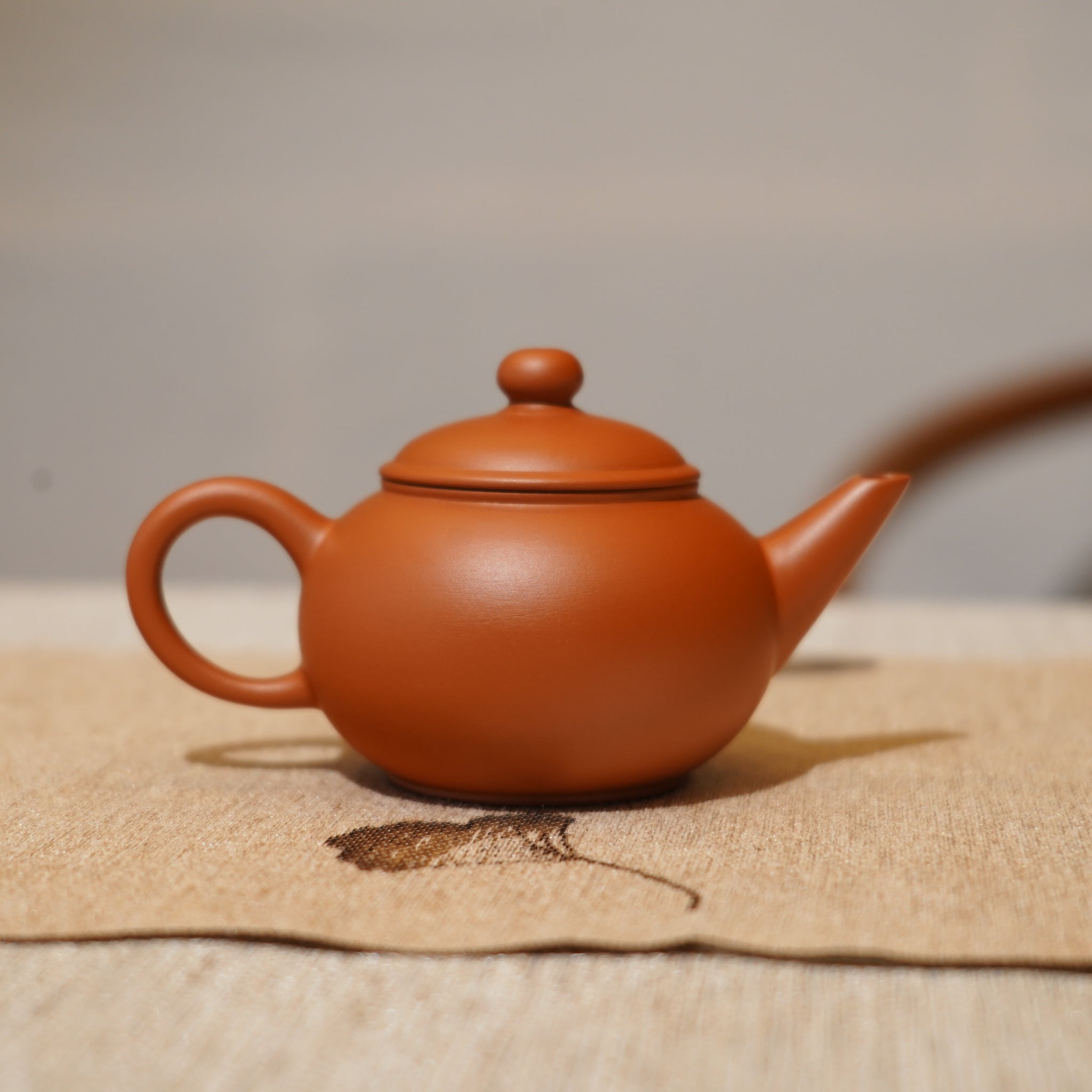 *新品*【水平】全手工潮州朱泥手拉茶壺