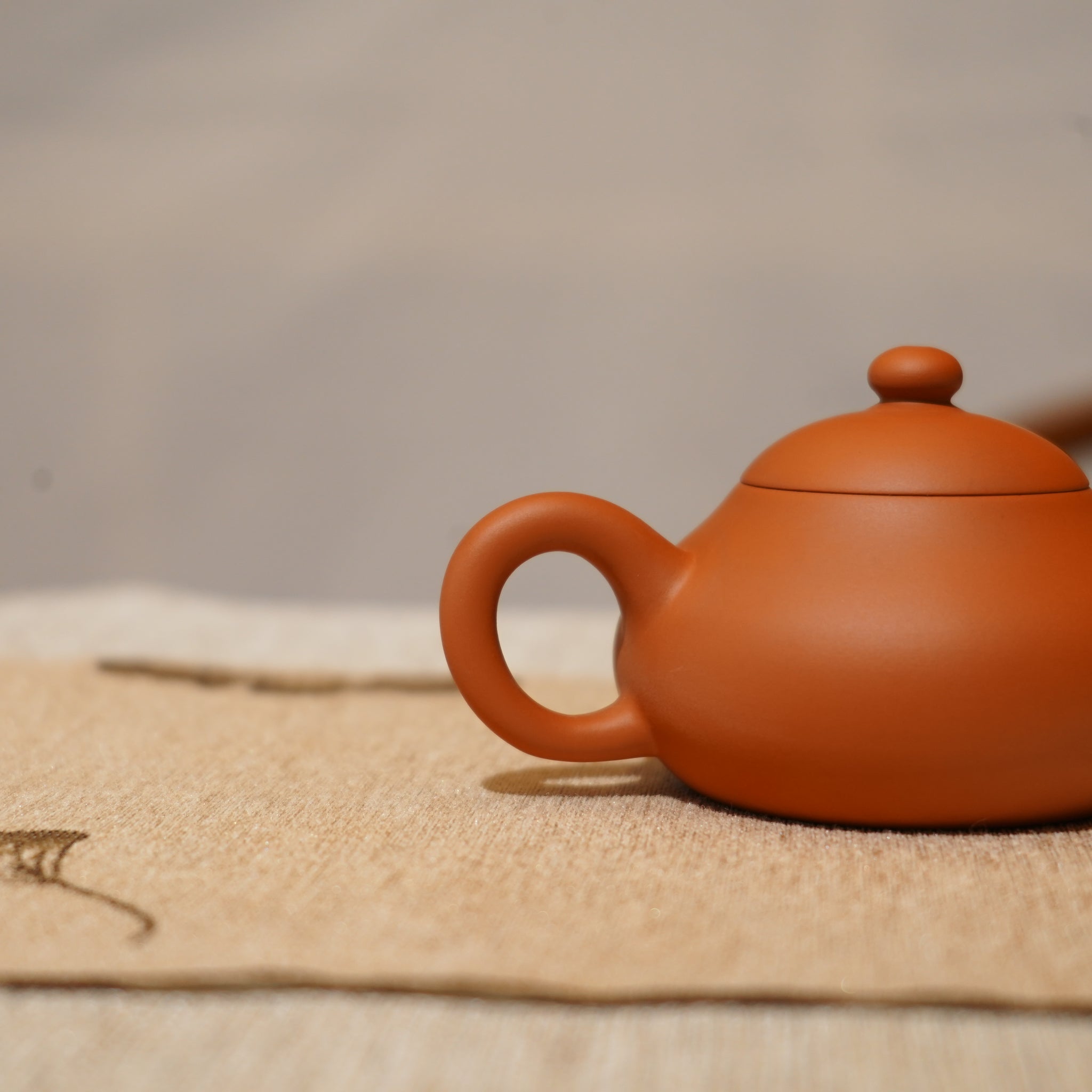 *新品*【矮梨】全手工潮州朱泥手拉茶壺
