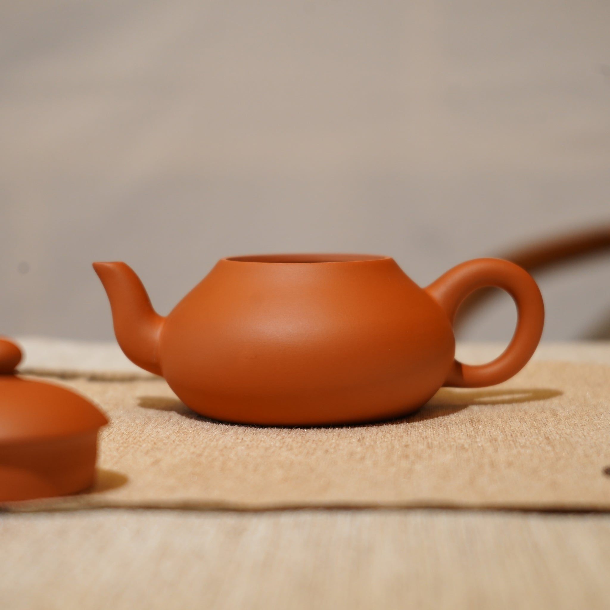 *新品*【矮梨】全手工潮州朱泥手拉茶壺