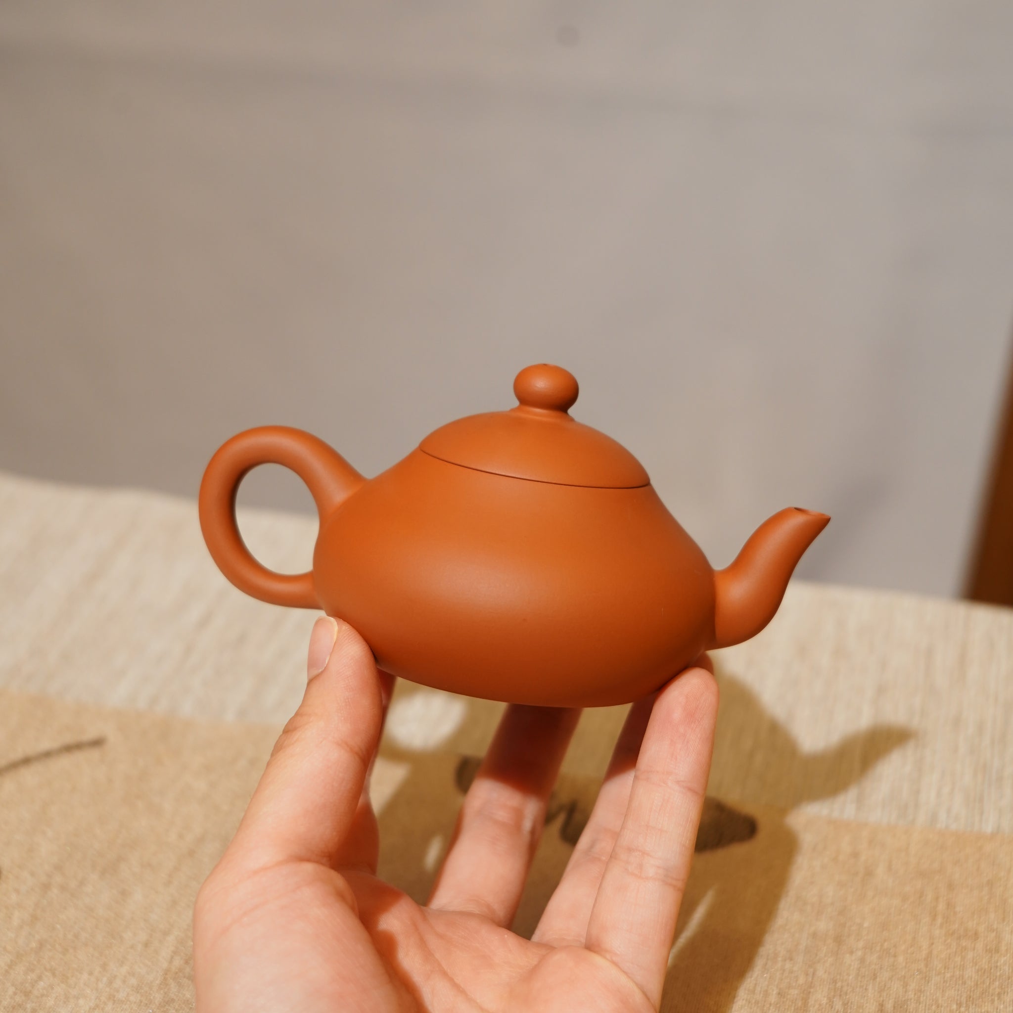 *新品*【矮梨】全手工潮州朱泥手拉茶壺