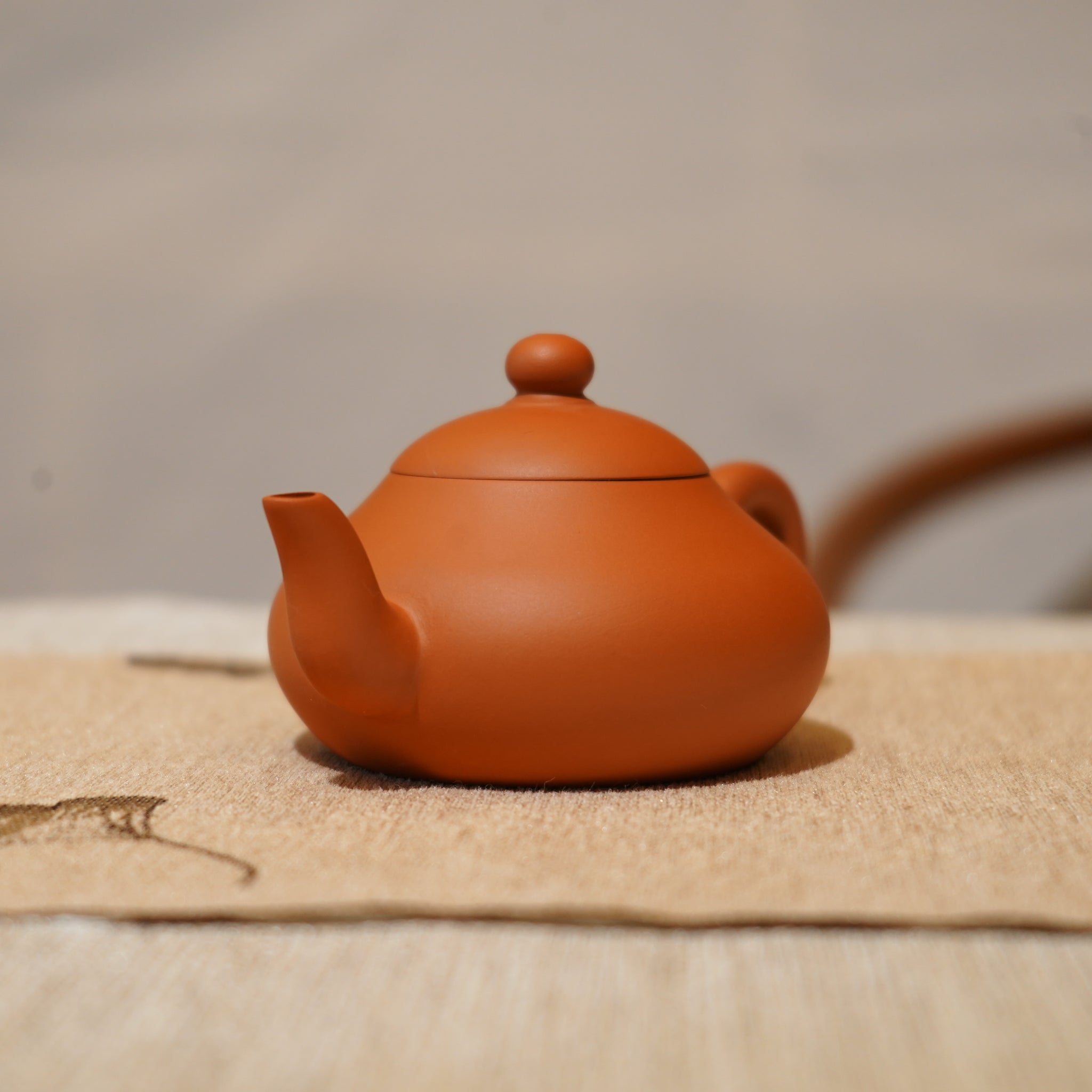 *新品*【矮梨】全手工潮州朱泥手拉茶壺