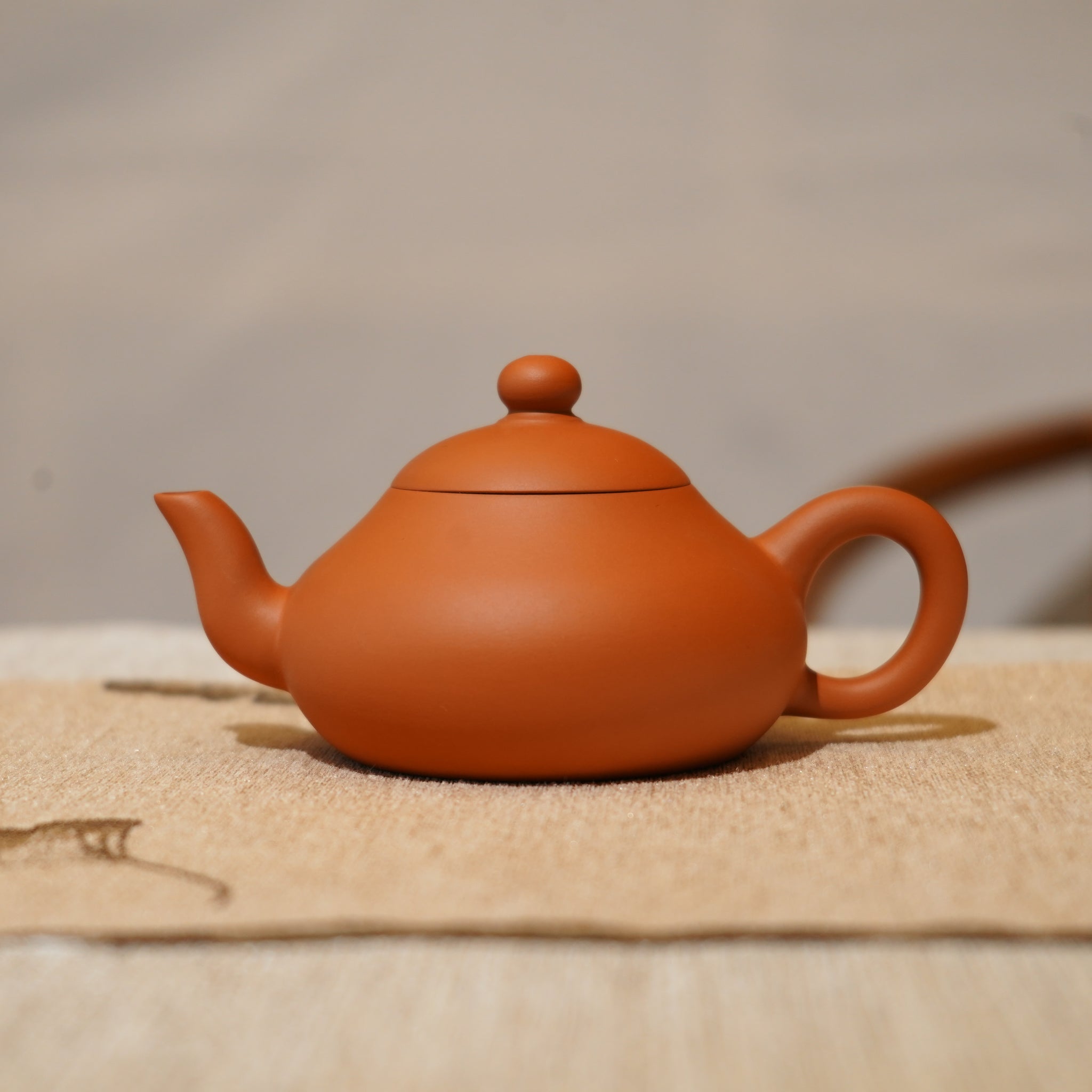*新品*【矮梨】全手工潮州朱泥手拉茶壺