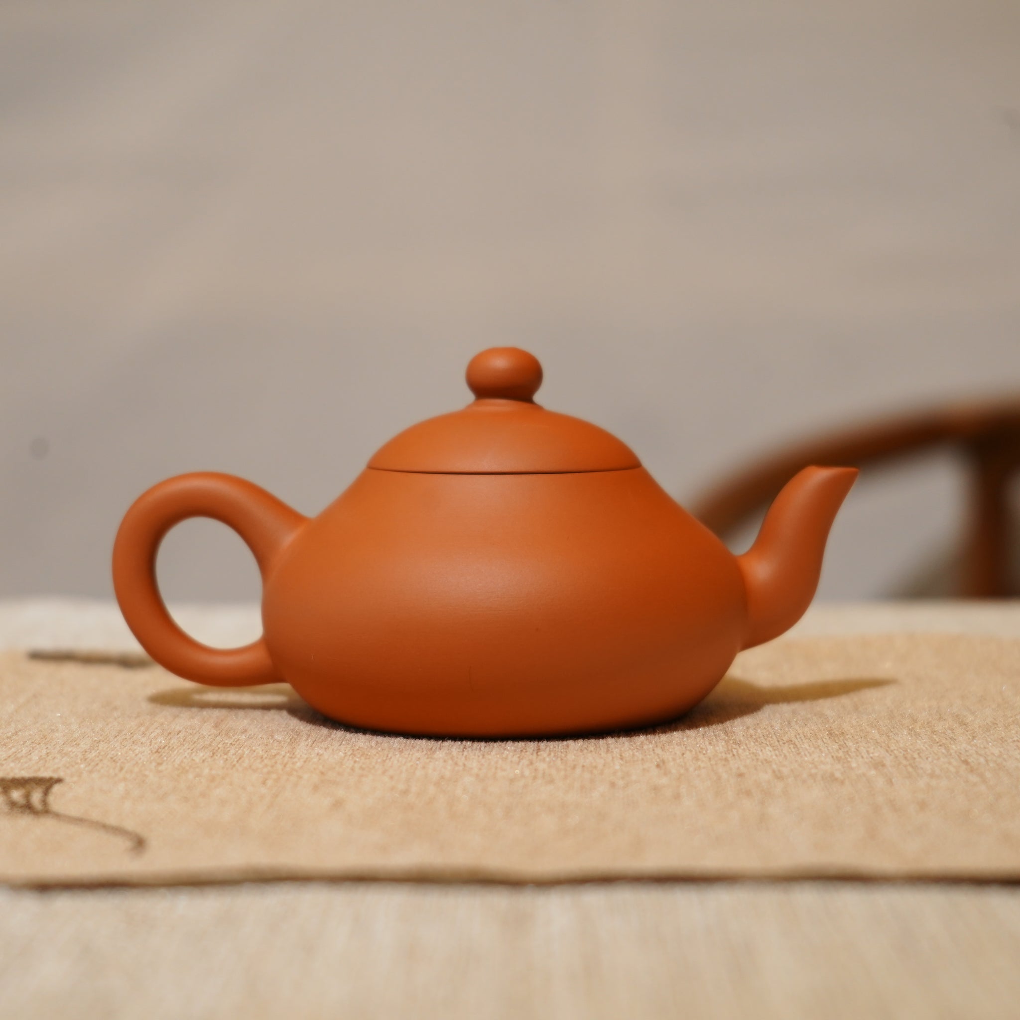 *新品*【矮梨】全手工潮州朱泥手拉茶壺
