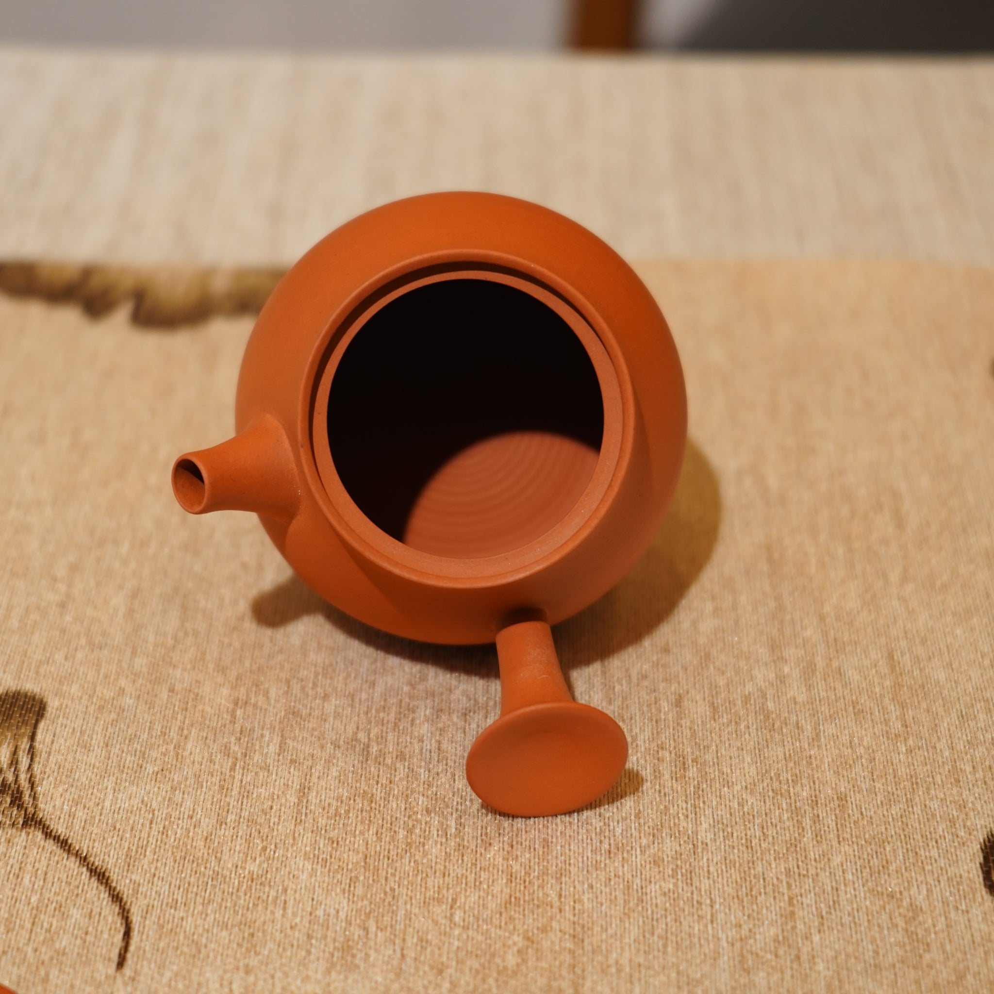 *新品*【側把小梨】全手工潮州朱泥手拉茶壺