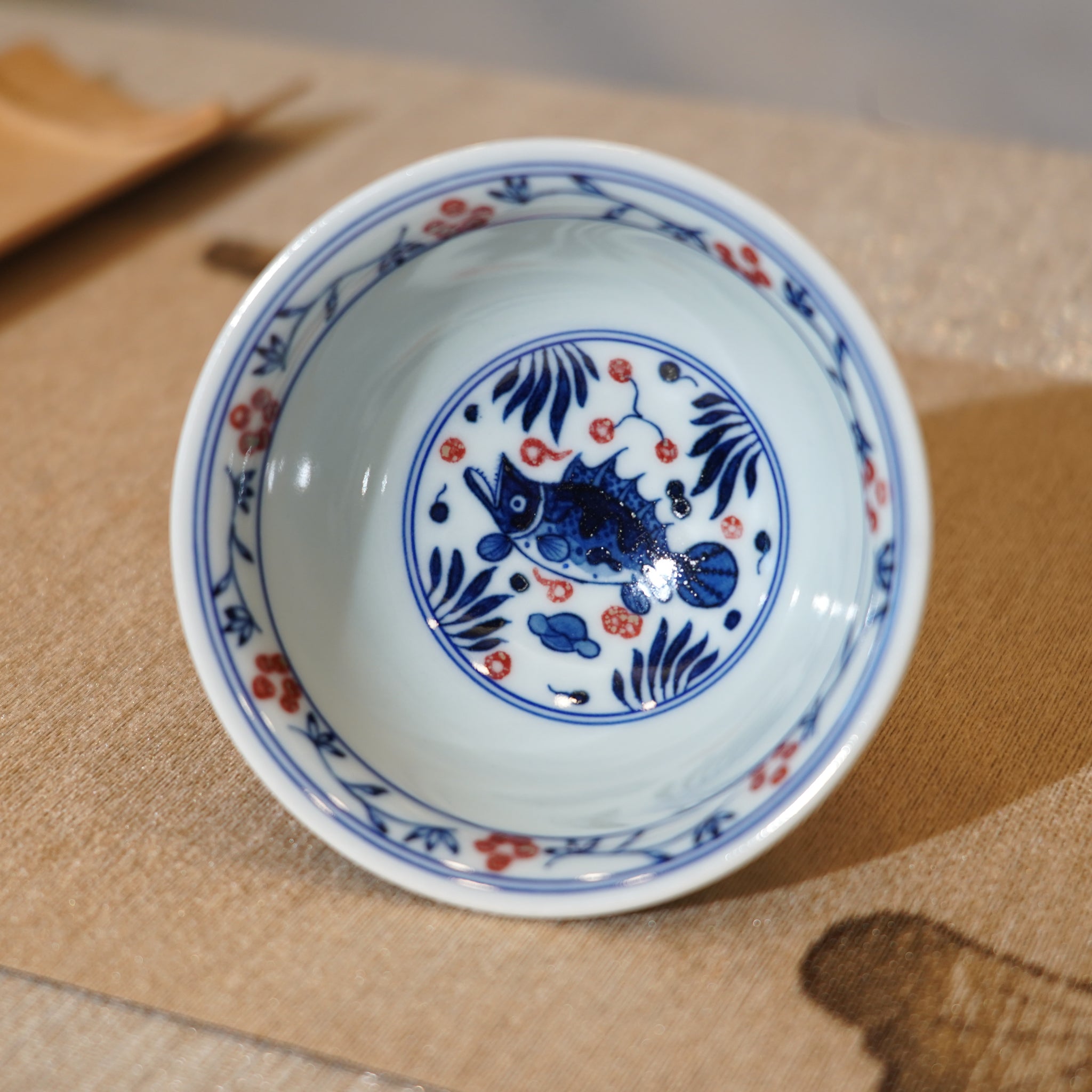 *新品*【魚藻紋】景德鎮手繪青花釉裏紅高足主人杯