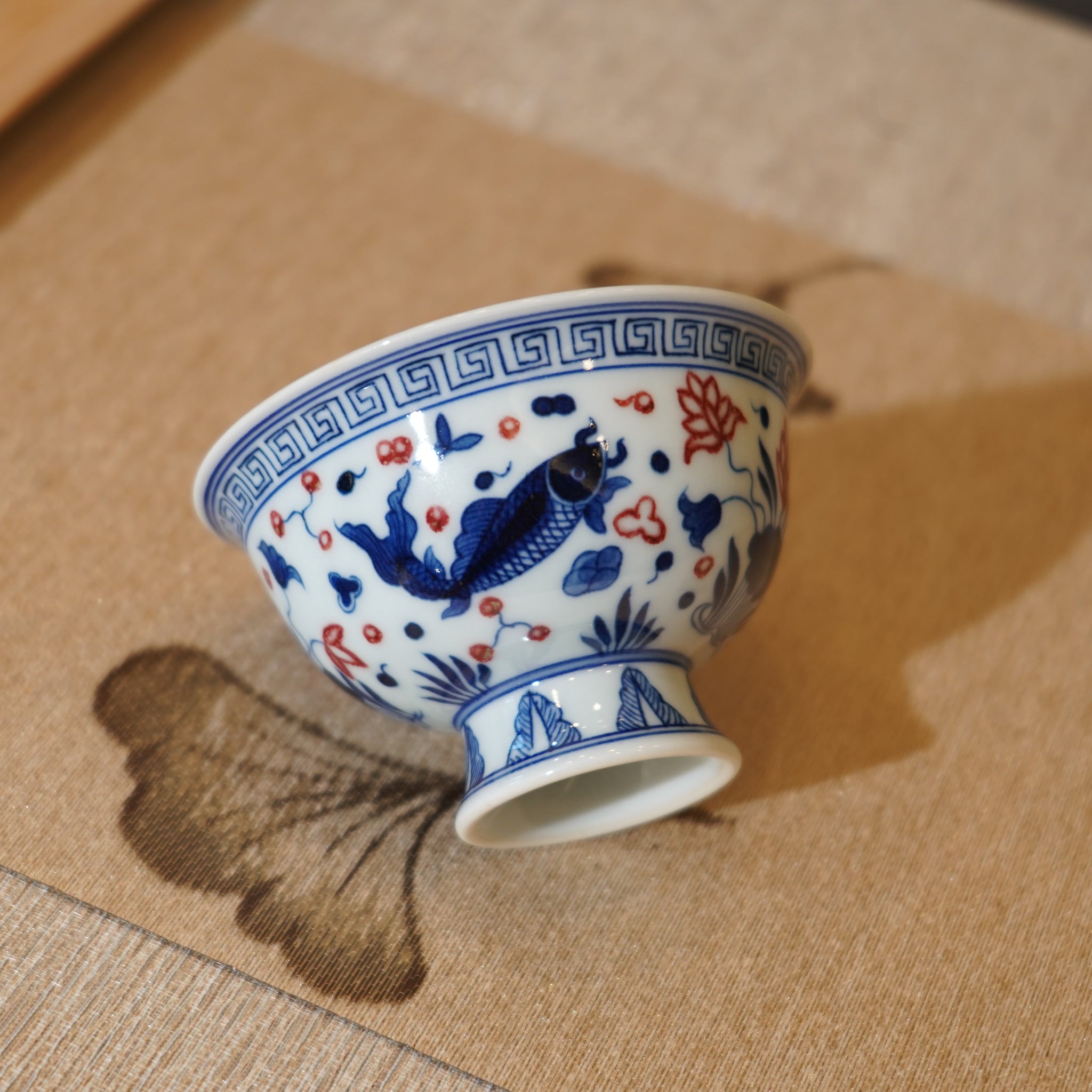 *新品*【魚藻紋】景德鎮手繪青花釉裏紅高足主人杯