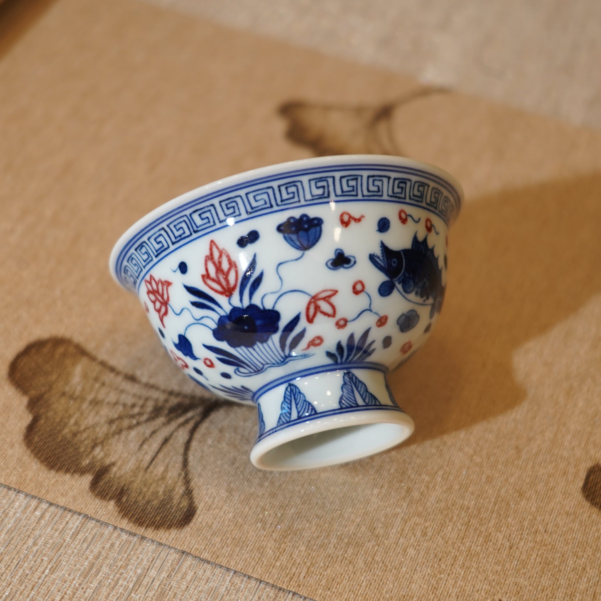 *新品*【魚藻紋】景德鎮手繪青花釉裏紅高足主人杯