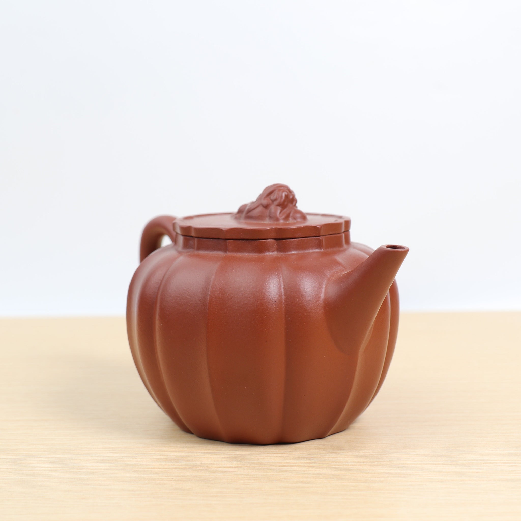 *Autumn Reward｜Buy one, get five free* [Lion Ball with Ribbed Pattern] Fully Handmade Original Mineral Vermilion Clay Classic Purple Clay Teapot