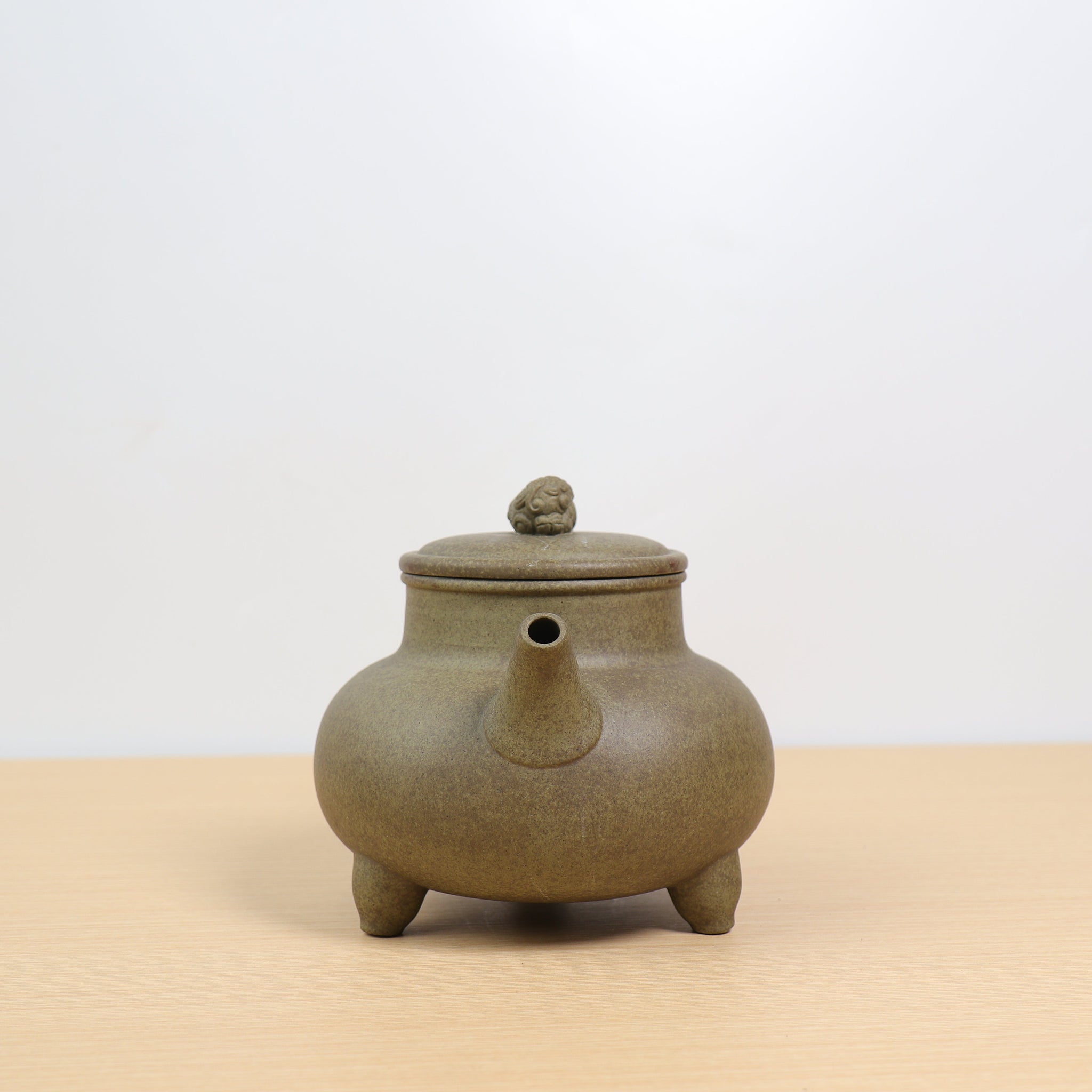 *Autumn Reward｜Buy one, get five free* [Wealth Reward] Raw Mineral Longbei Qingtuan Mud Purple Clay Teapot