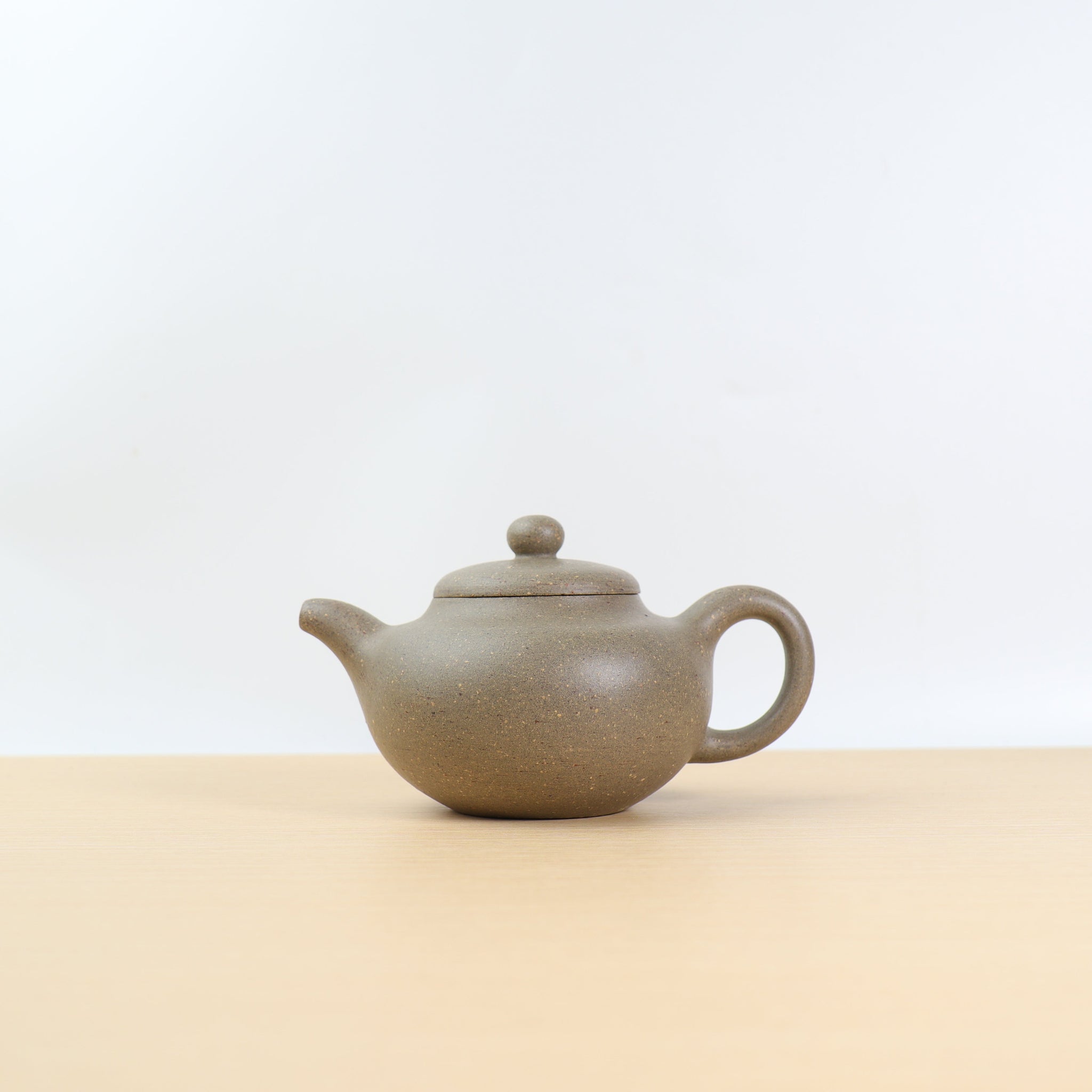 *Autumn Reward｜Buy one, get three free* [掇子] Classic purple clay teapot made of green gray clay