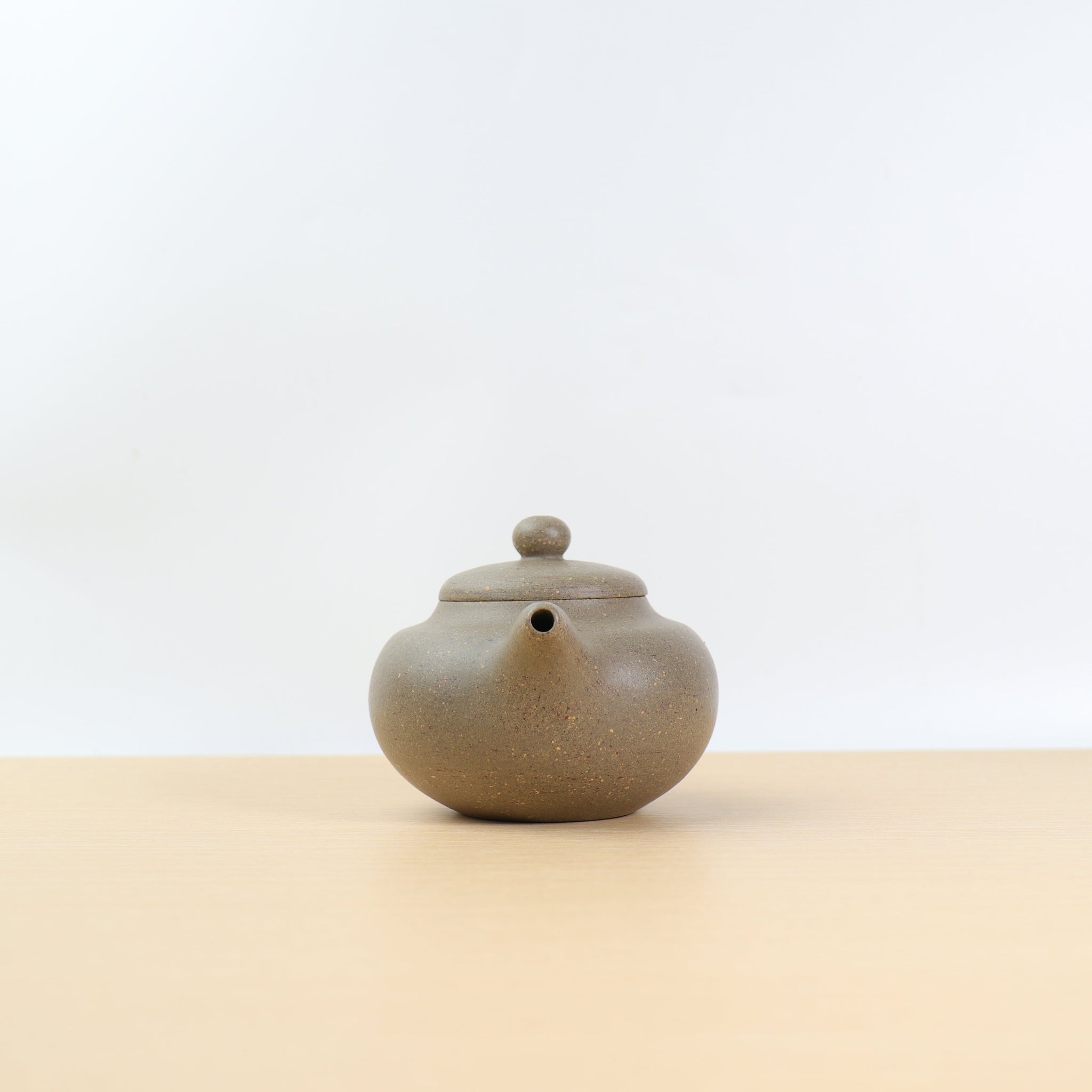 *Autumn Reward｜Buy one, get three free* [掇子] Classic purple clay teapot made of green gray clay