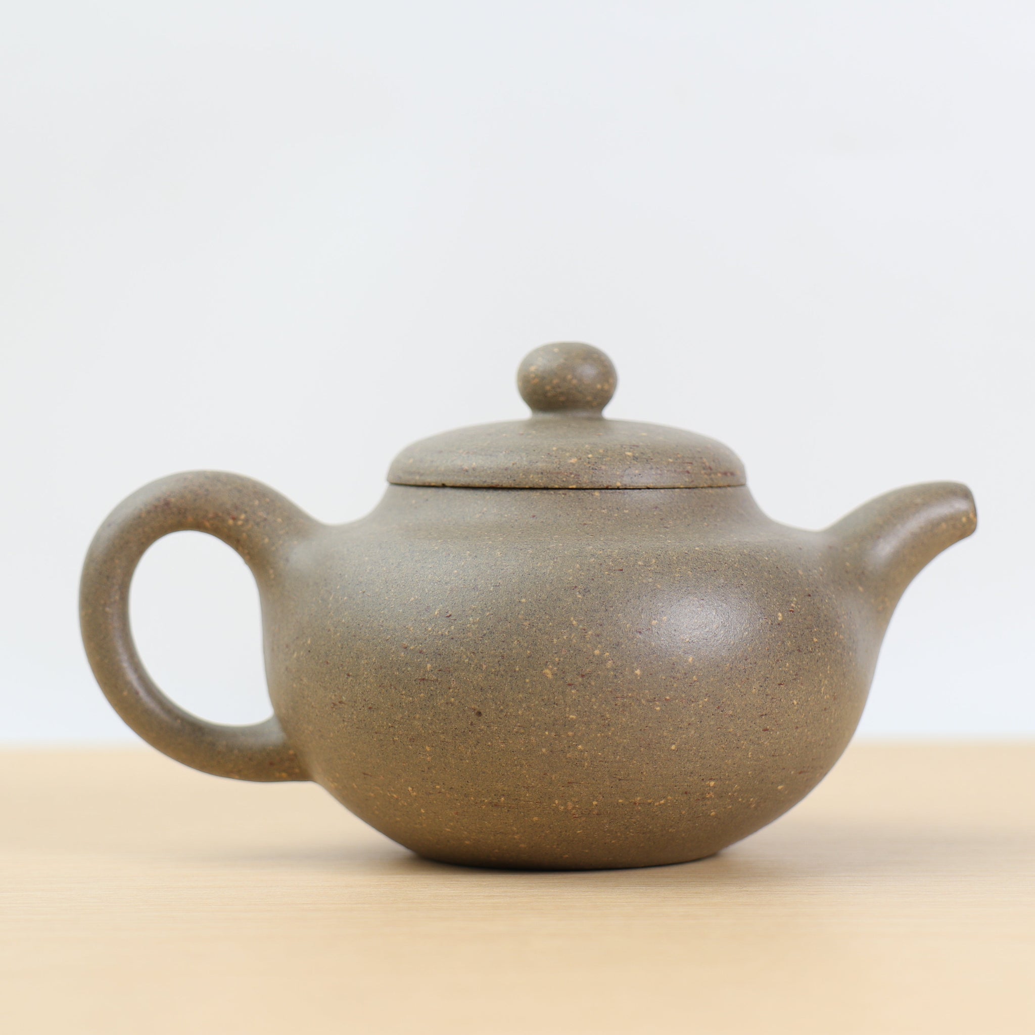 *Autumn Reward｜Buy one, get three free* [掇子] Classic purple clay teapot made of green gray clay