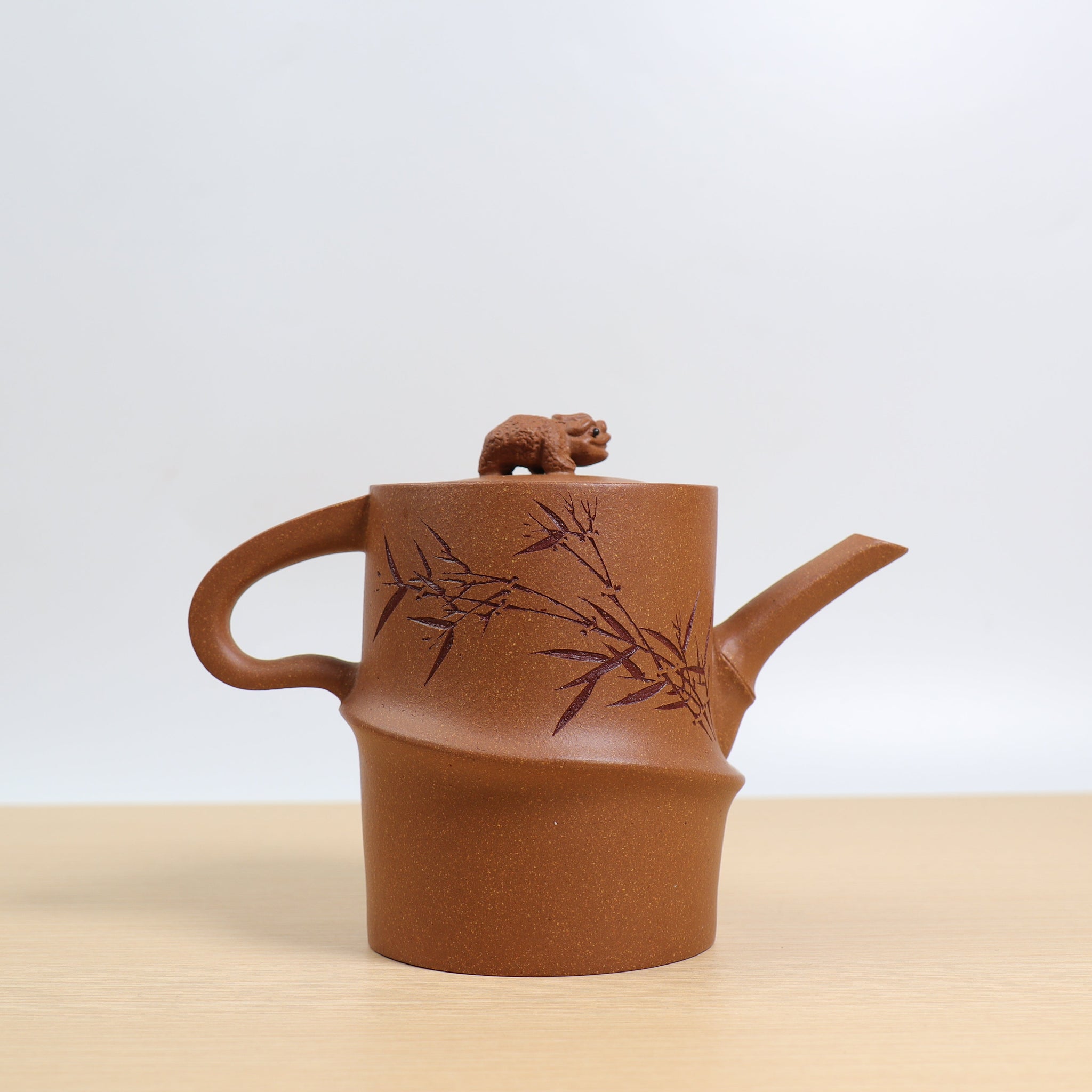 *Autumn Reward｜Buy one, get five free* [Mobile and disciplined] High-quality gold descending slope carved purple clay teapot