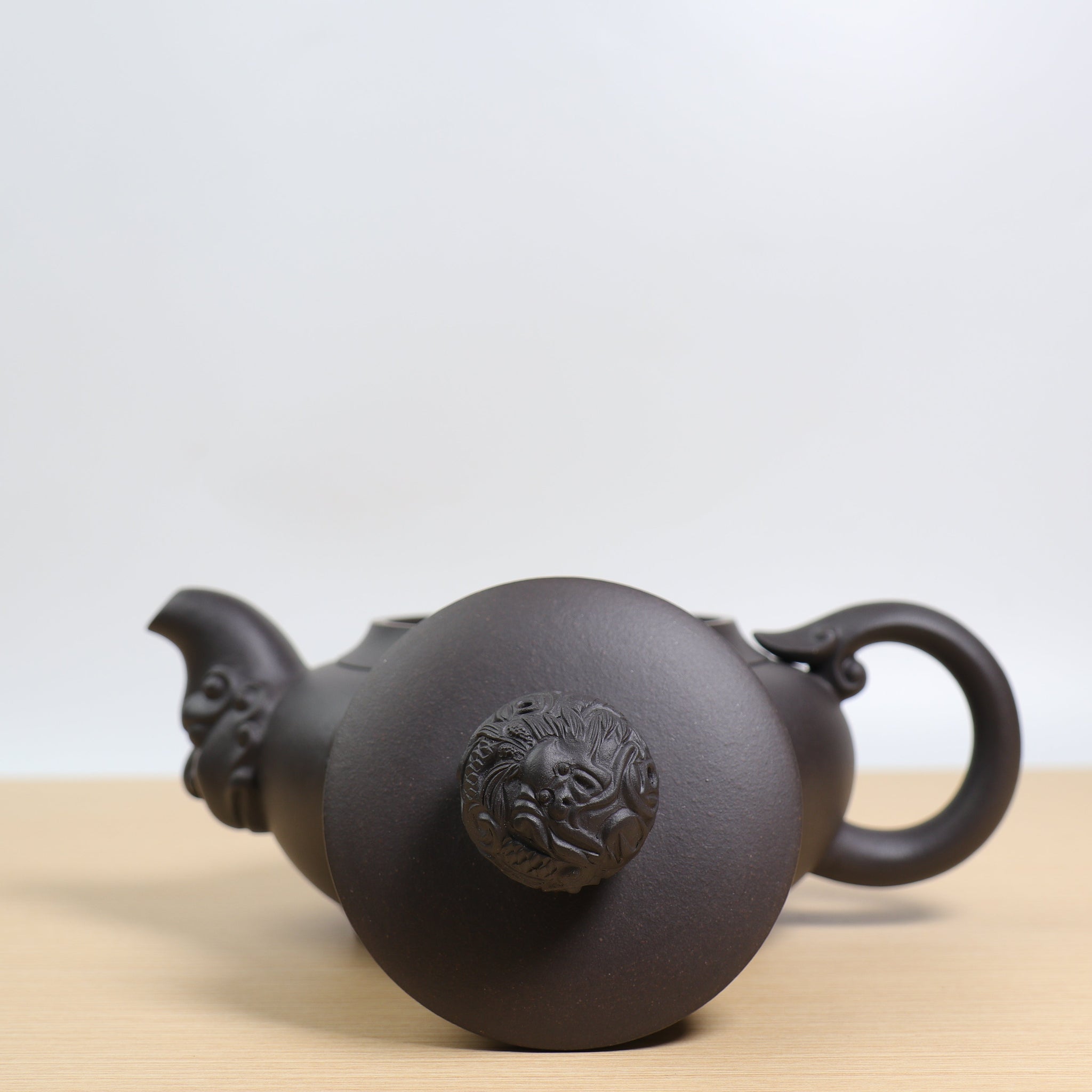 *Autumn Reward｜Buy one and get five free* [Dragon and Phoenix present auspiciousness] High-quality stone yellow clay carved purple clay teapot