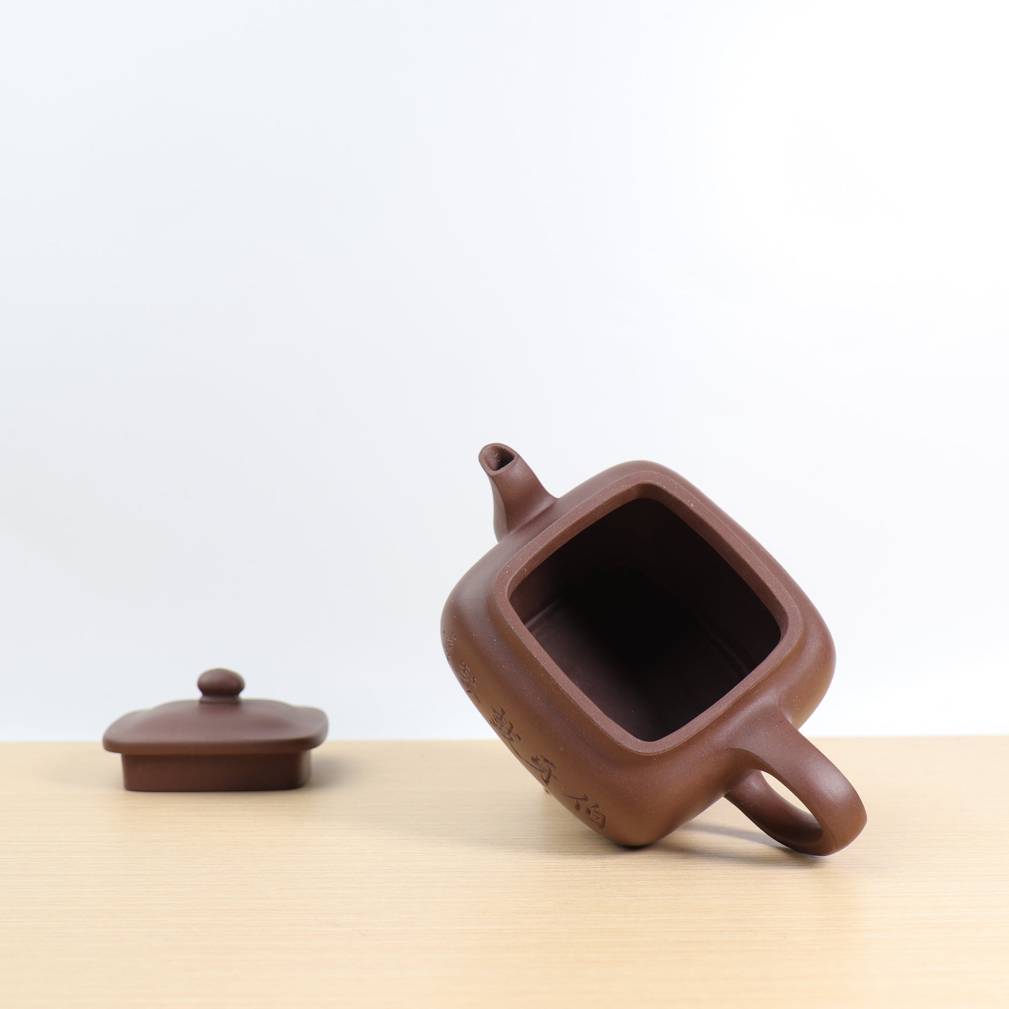 *Autumn Reward｜Buy one get five free* [Small Square Bottle] Cultural Revolution Clay Carved Purple Clay Teapot