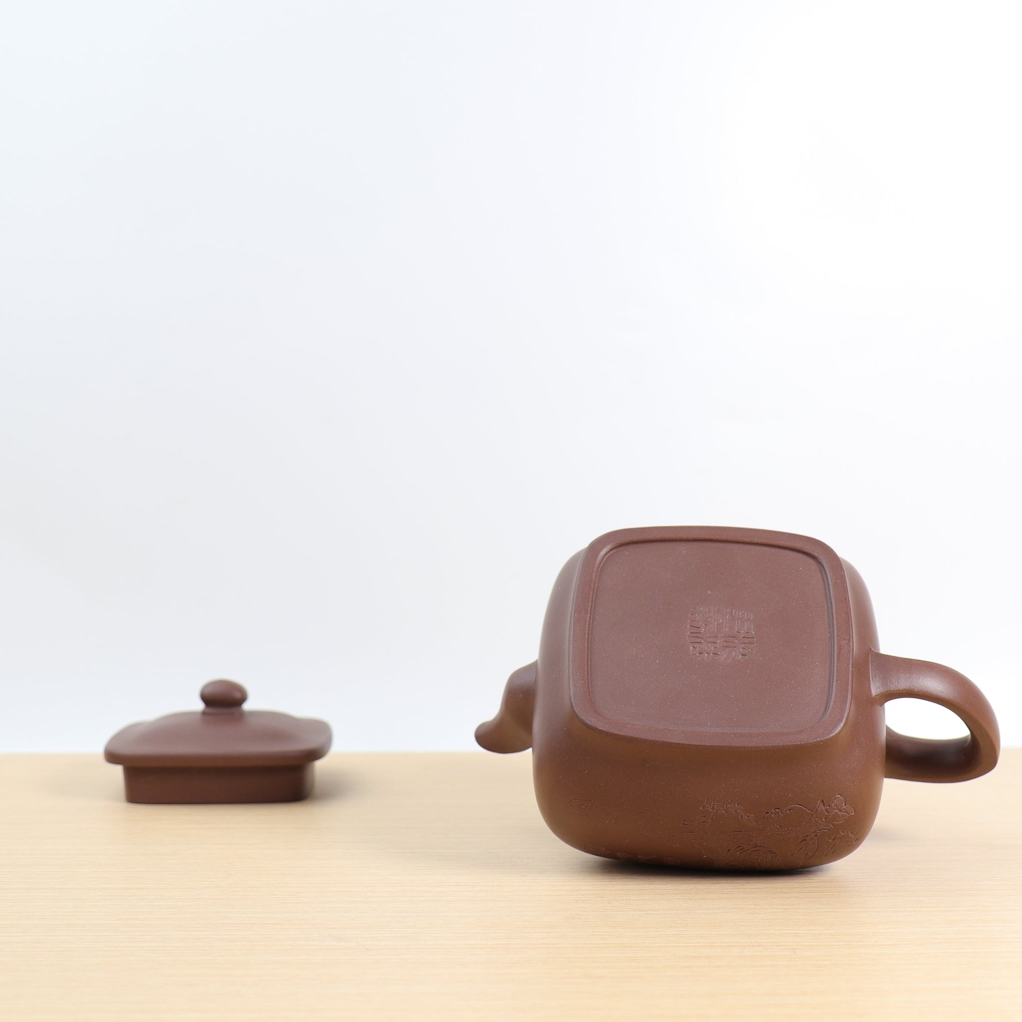 *Autumn Reward｜Buy one get five free* [Small Square Bottle] Cultural Revolution Clay Carved Purple Clay Teapot