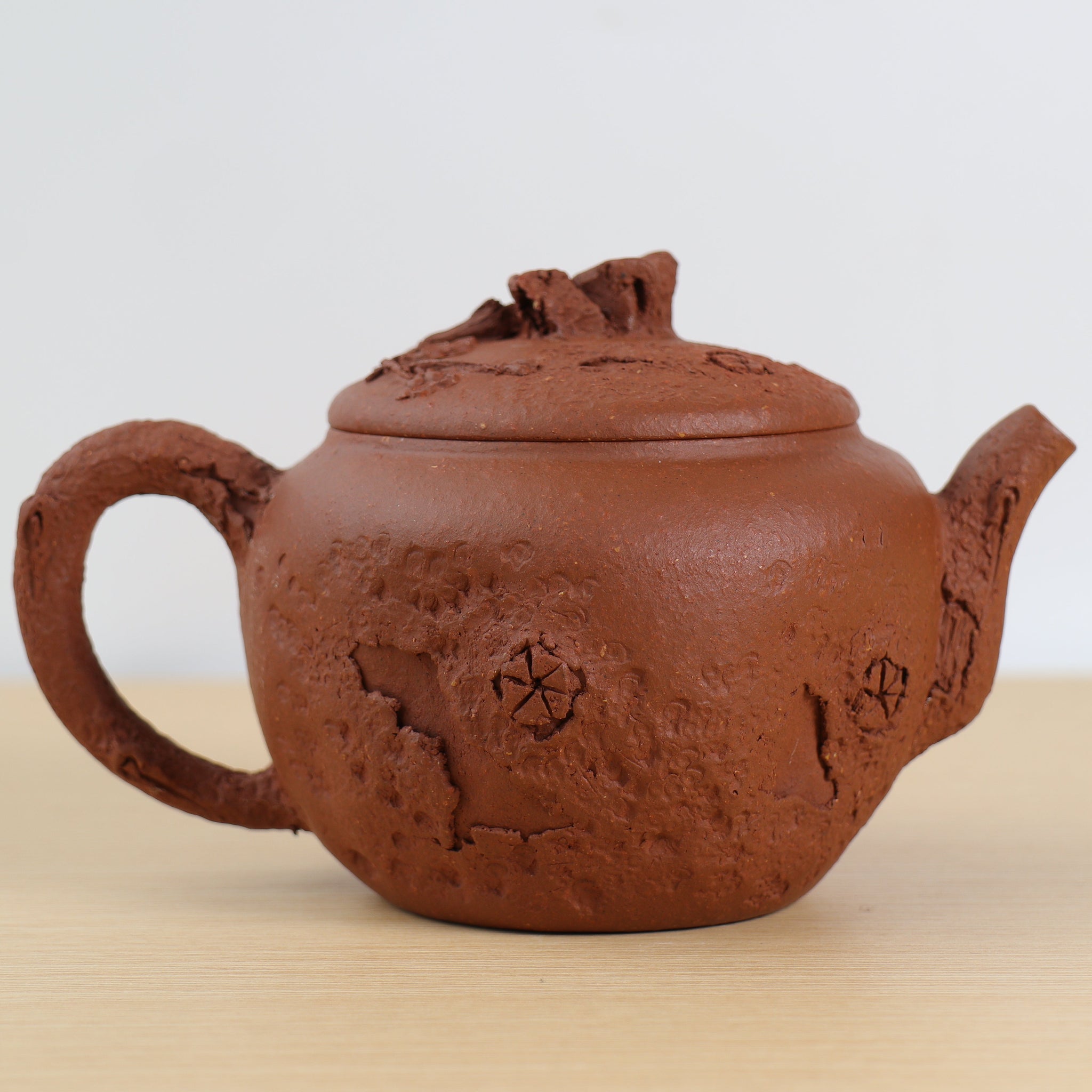 (Sold) *Autumn Reward｜Buy one get three free* [Plum Blossom Pile] Huanglong Mountain Original Mine Downslope Mud Purple Clay Teapot