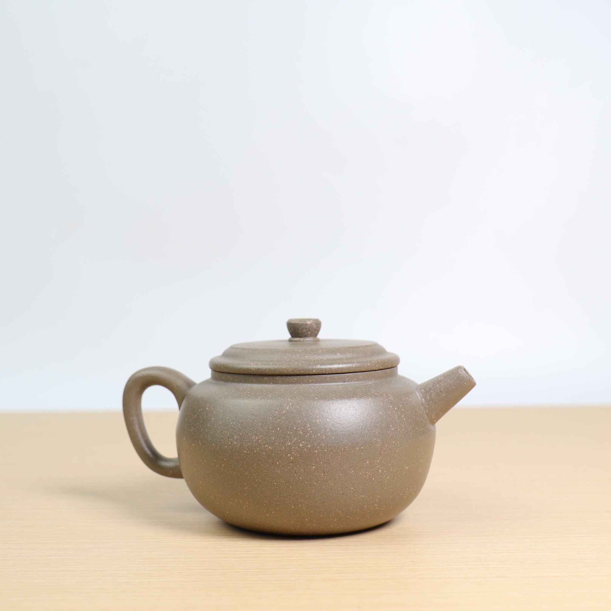 *Autumn reward｜Buy one get three free* [Purple Tea] High temperature old green clay purple clay teapot with words engraved on it