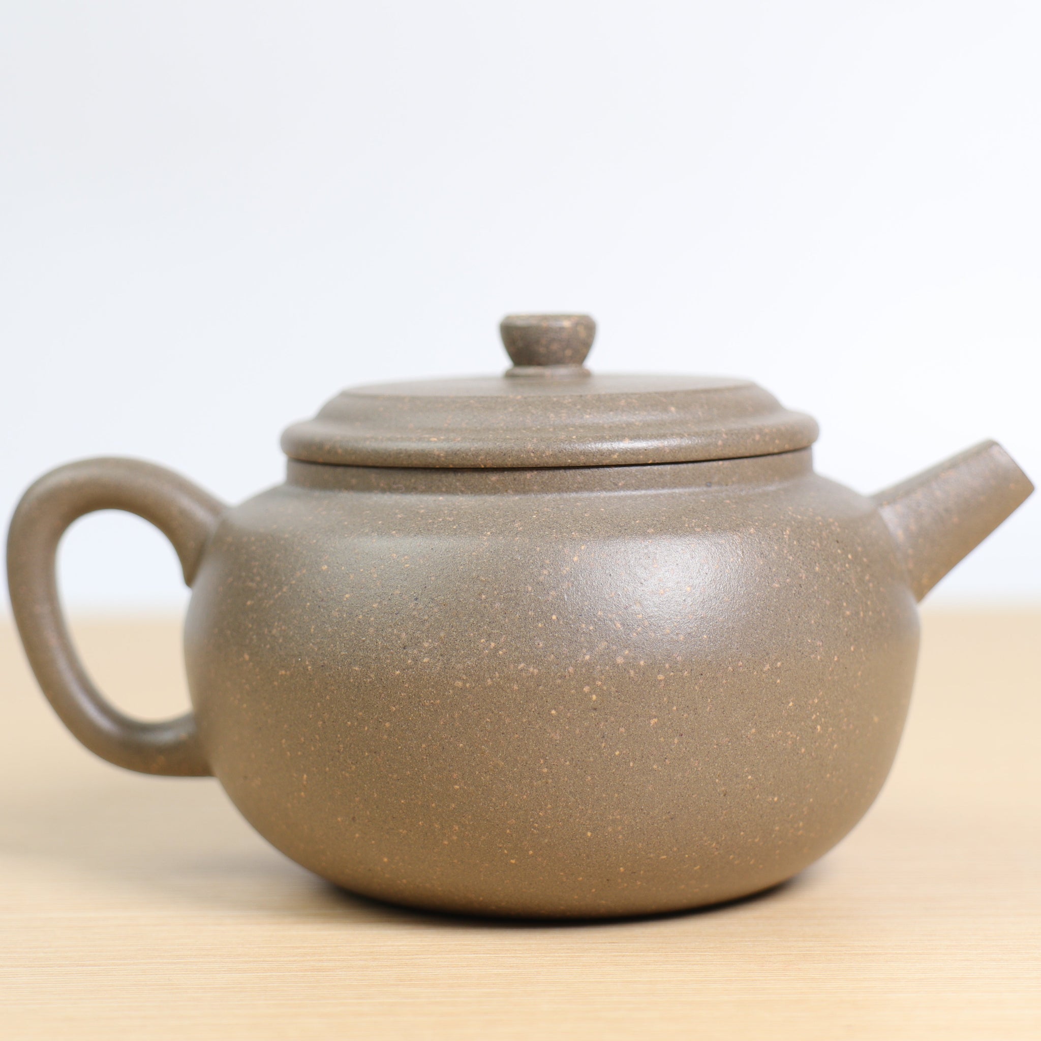 *Autumn reward｜Buy one get three free* [Purple Tea] High temperature old green clay purple clay teapot with words engraved on it