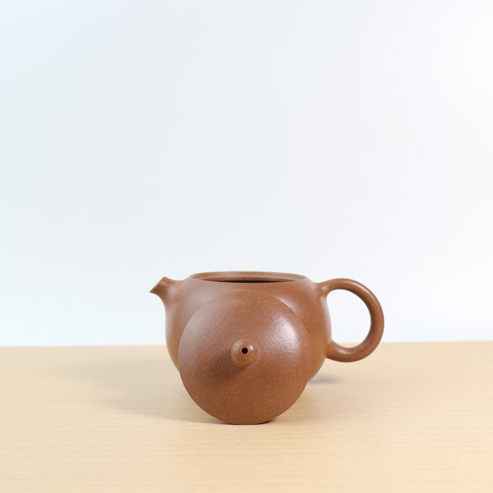 (Sold) *New Product* [Pearl in the Palm] Fully Handmade Raw Mineral Downhill Clay Purple Clay Teapot