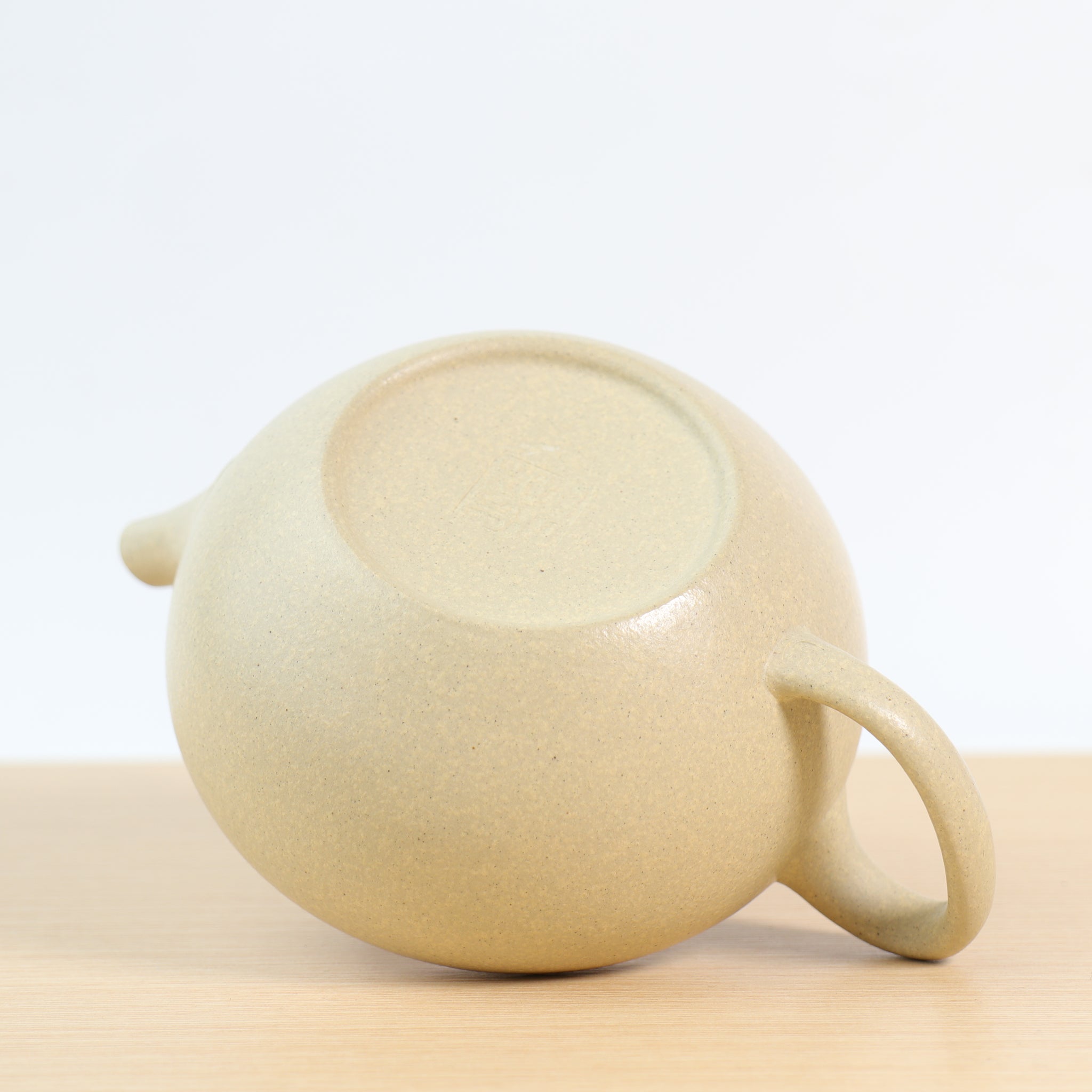 (Sold) *New Product* [Ming Style Han Tile] Fully Handmade Benshan Green Clay Purple Clay Teapot