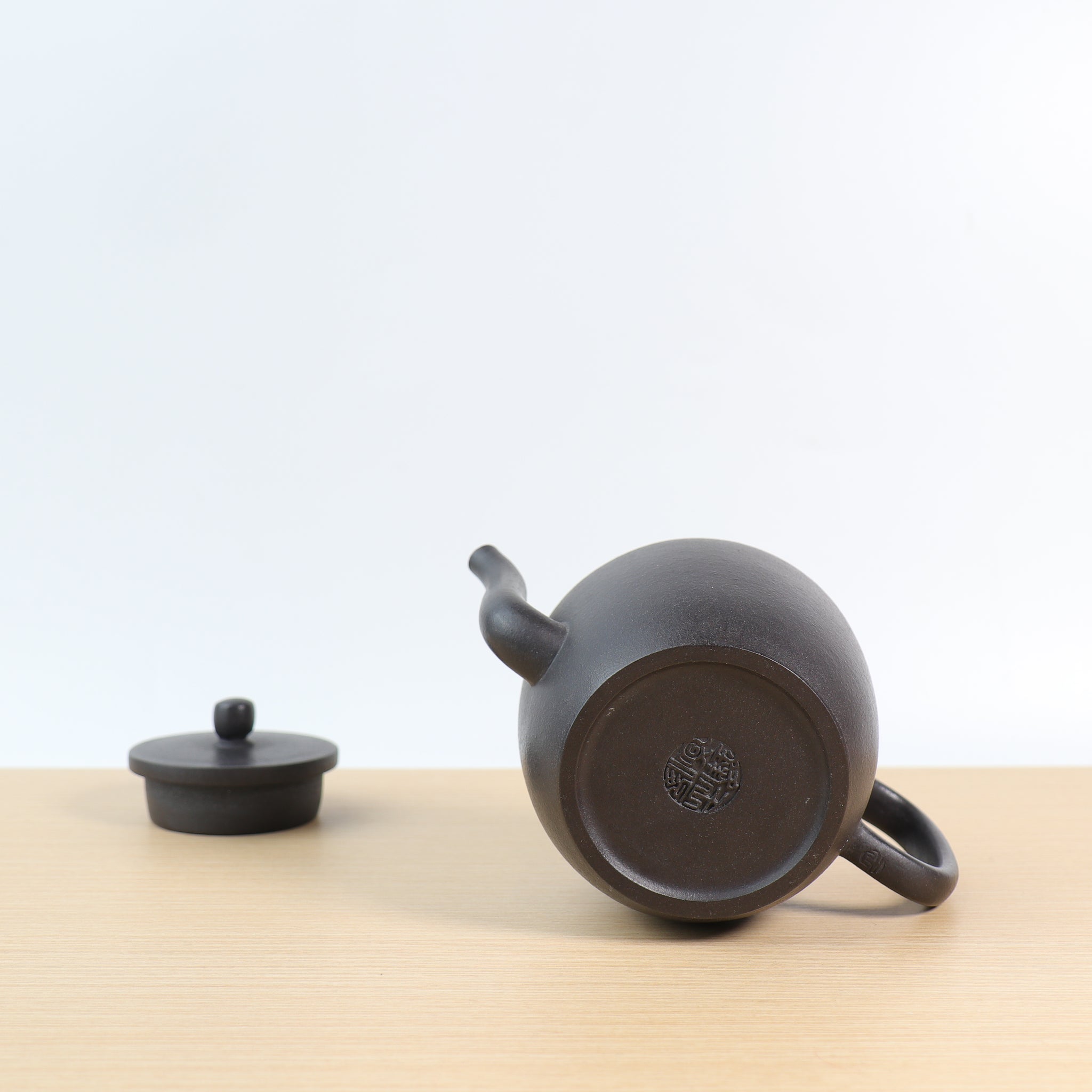 (Sold) *New Product* [Gaozhi Pot] Fully handmade original black mud imitation ancient purple sand teapot