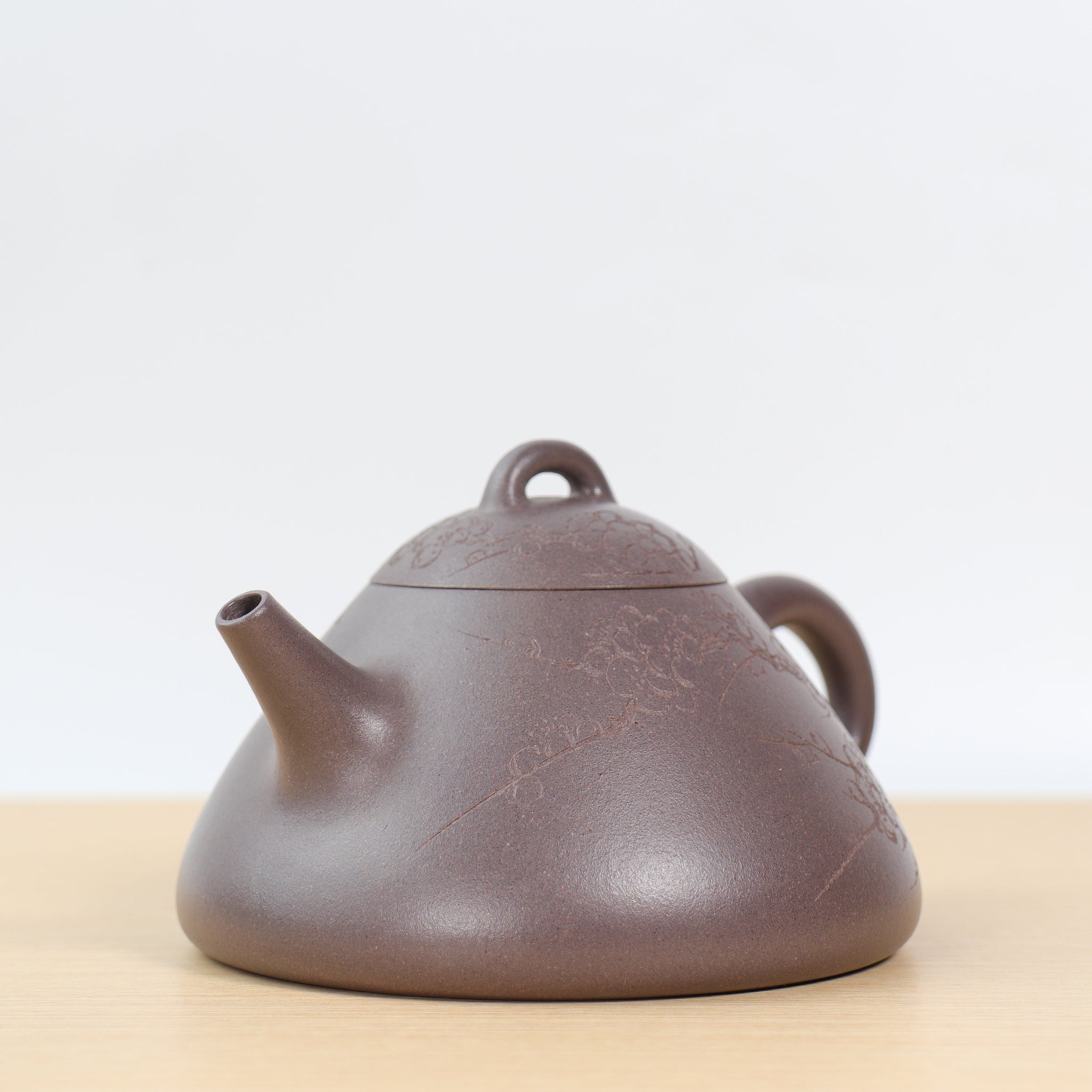 *Autumn reward｜Buy one and get five free* [Like a scoop] Fully handmade raw ore blue ash clay purple clay teapot (lid slightly defective)