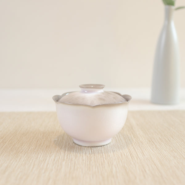 （已售出）*新品*【花邊圓腹蓋碗】景德鎮蘇打燒蓋碗