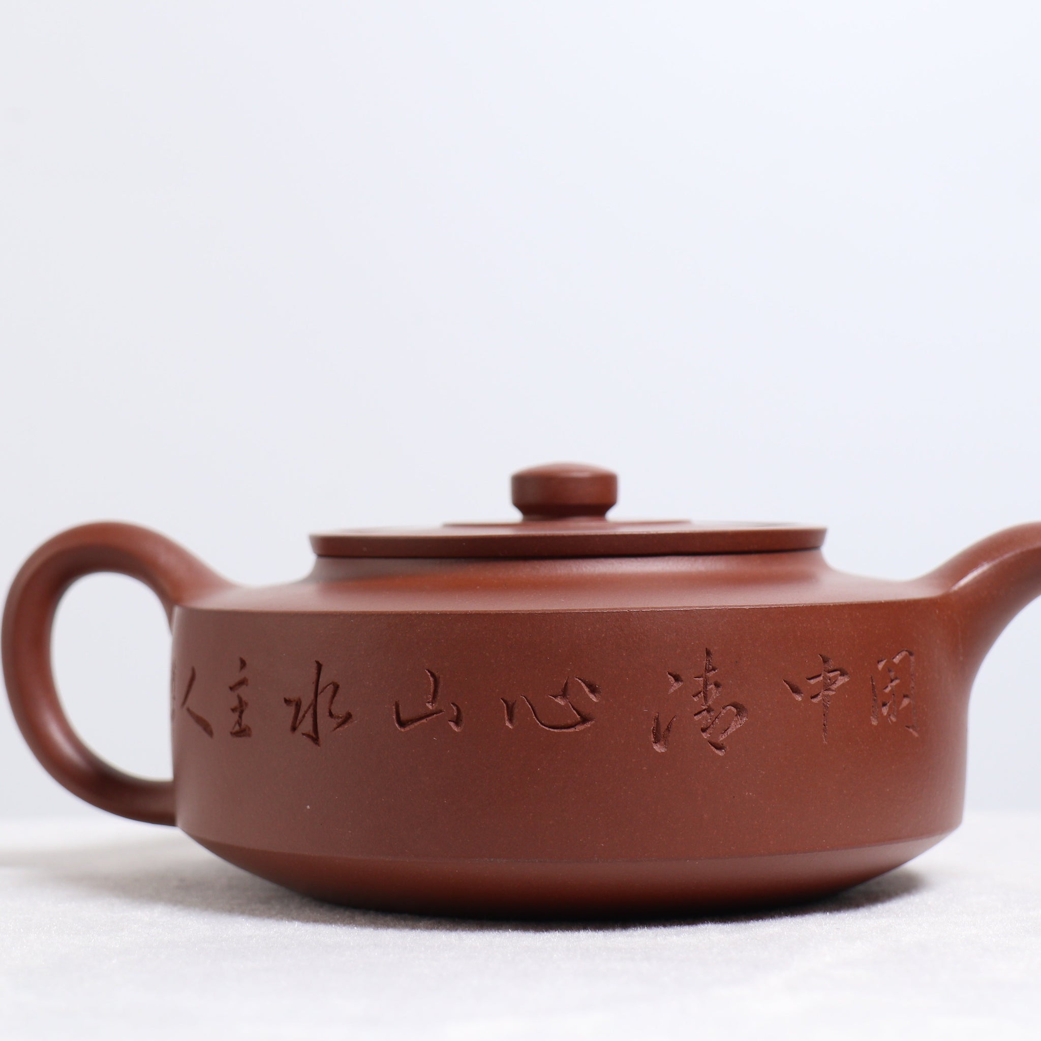 (Sold) *Autumn Reward｜Buy one get three free* [Zhou Pan Teapot] Original ore clear cement carved purple sand teapot