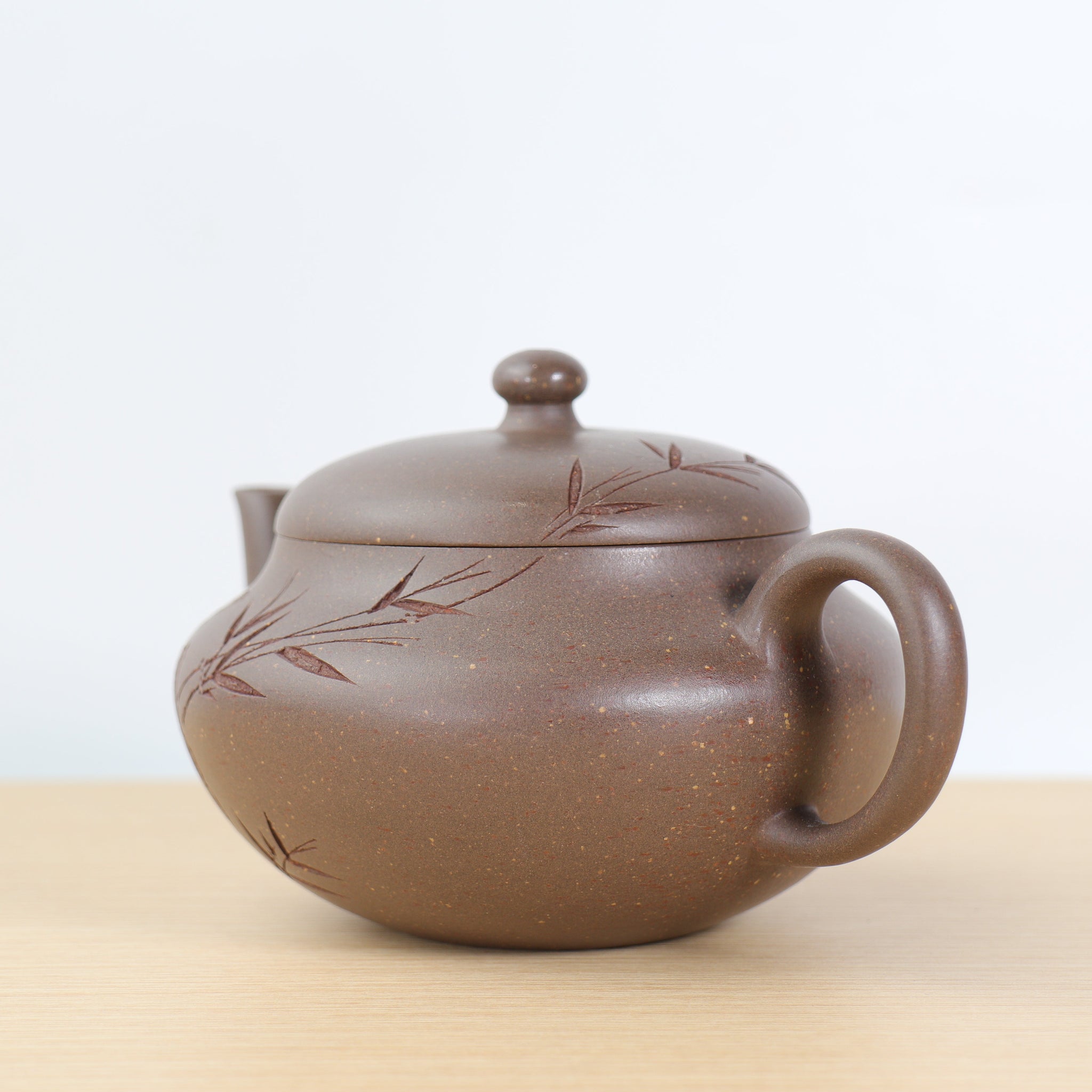 *Autumn reward｜Buy one get three free* [Half-day leisure] Fully handmade purple clay teapot carved from raw ore clay