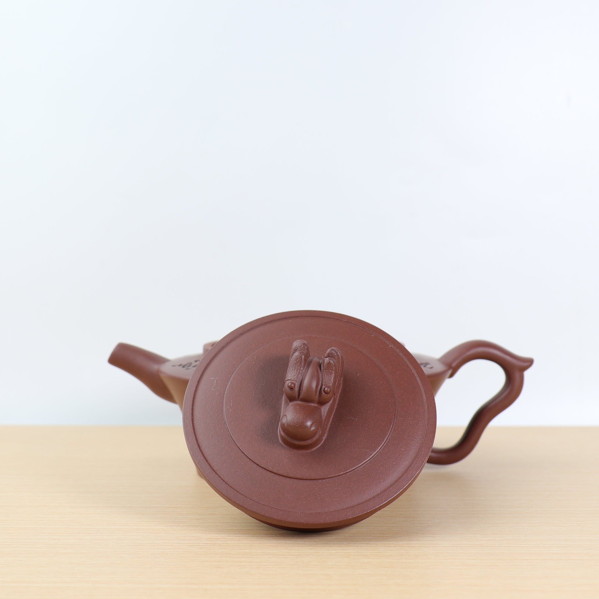 *Autumn Reward｜Buy one get five free* [Dragon Heads Up] Purple Clay Teapot with Green Calligraphy on the Bottom 