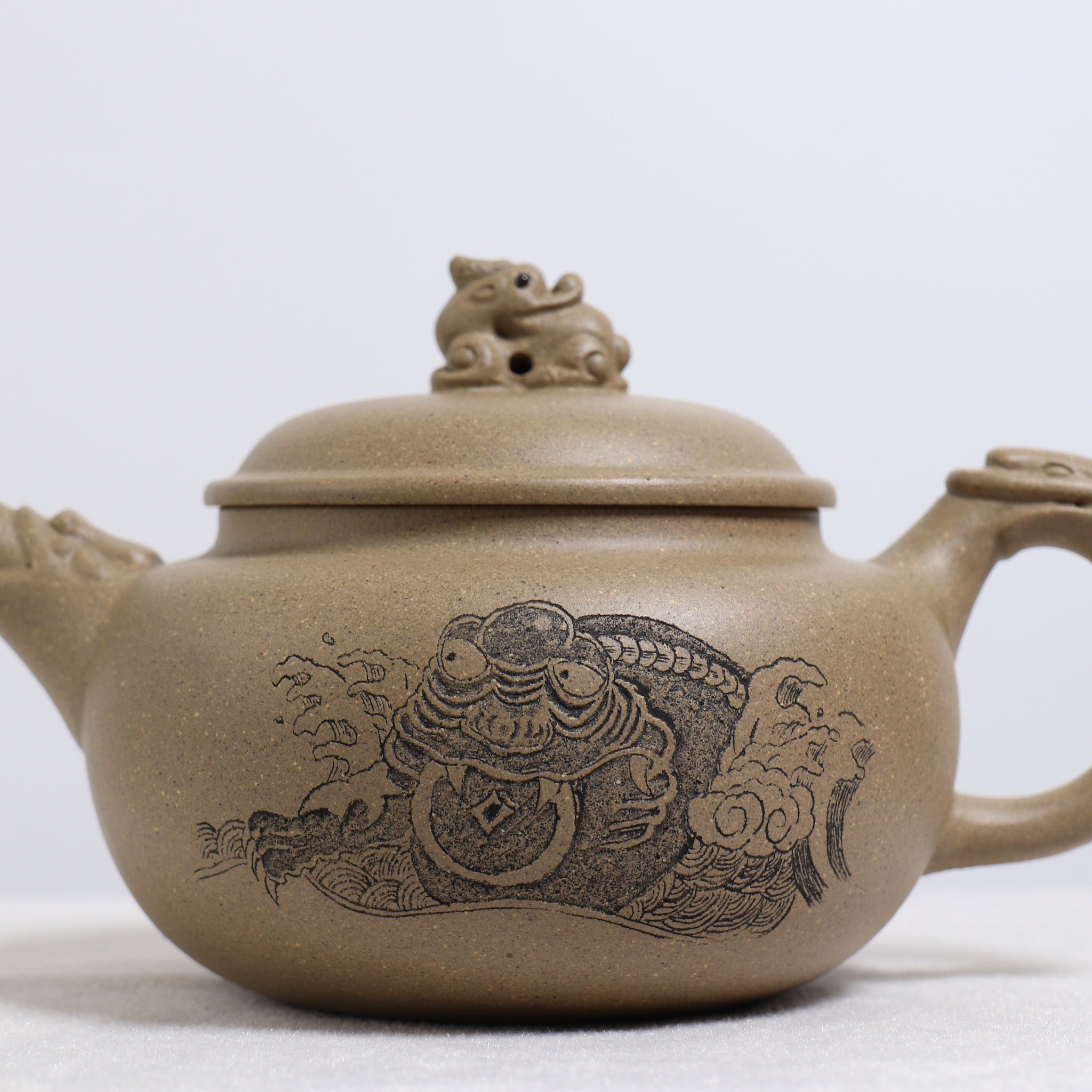 *Autumn Reward｜Buy one get three free* [Auspicious Beast] Purple clay teapot carved with green and gray sections