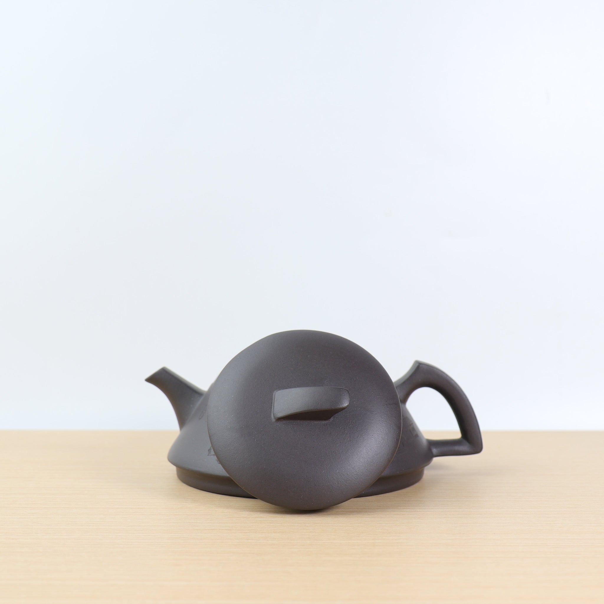 *Autumn Reward｜Buy one, get three free* [Smooth sailing] Stone Yellow Carved Purple Clay Teapot