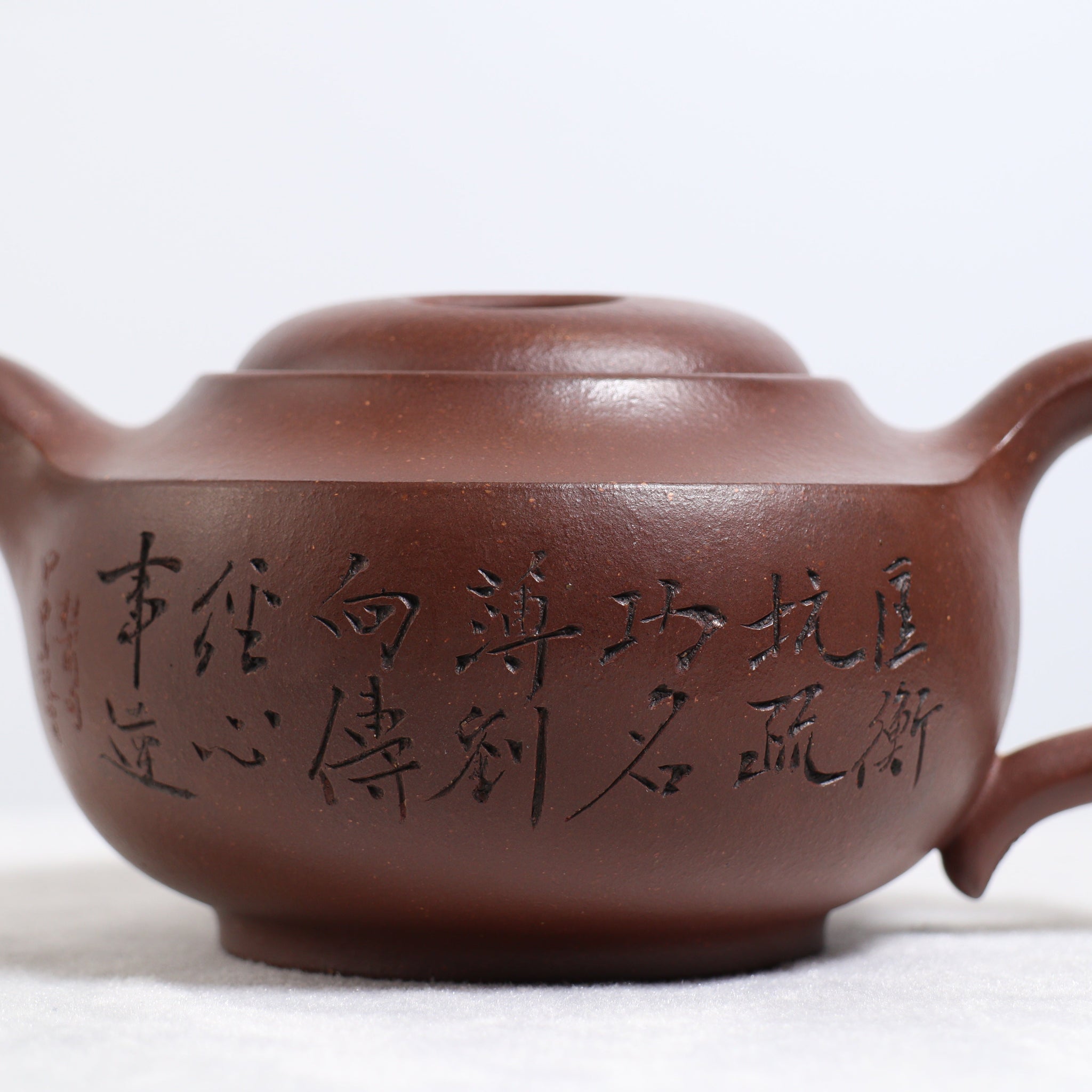 *Autumn Reward｜Buy one get three free* [Four Square Ox Cover] Purple Jade Gold Sand Calligraphy Purple Clay Teapot