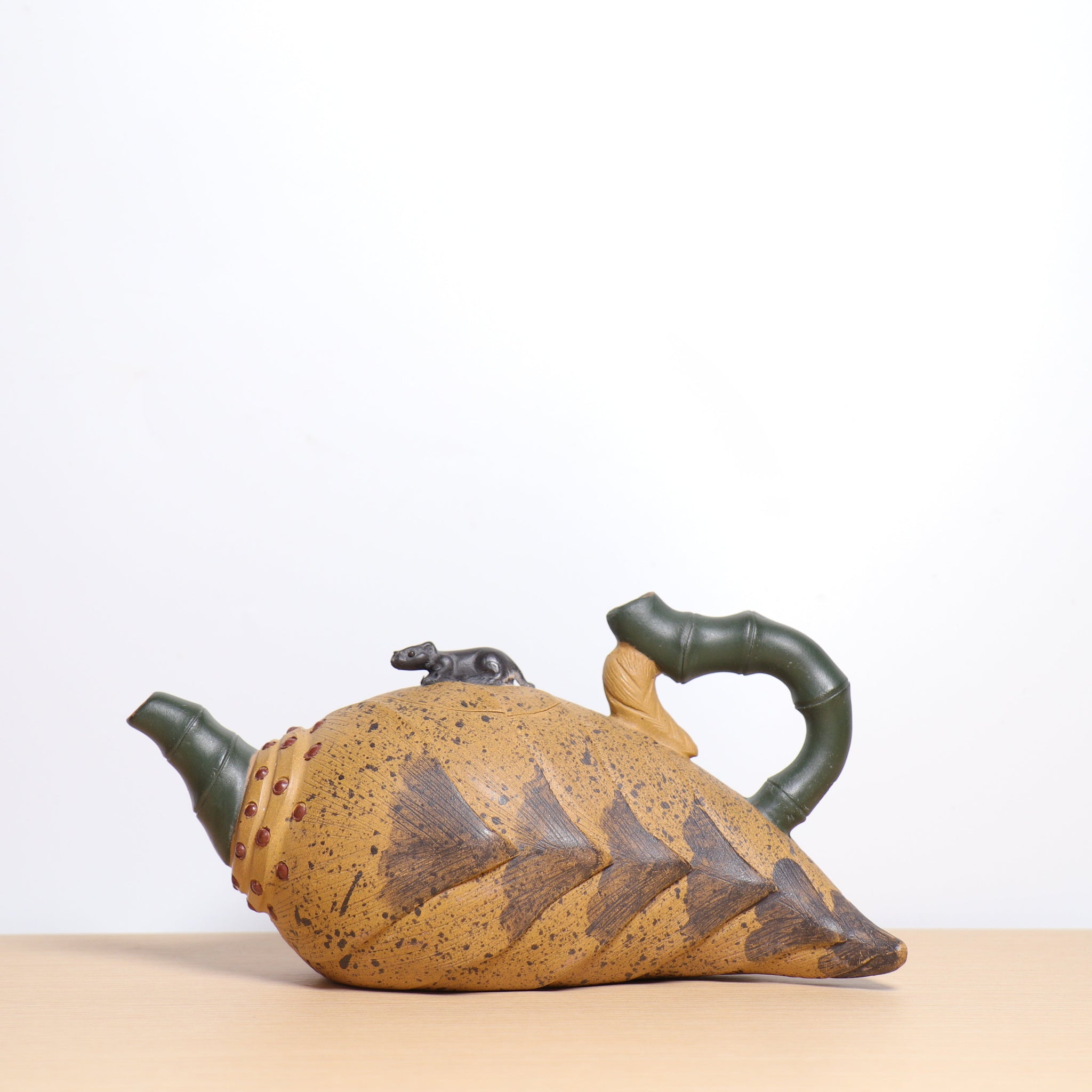 (Sold) *Autumn reward｜Buy one get three free* [Bamboo Zheng] Raw ore mud bionic purple sand teapot