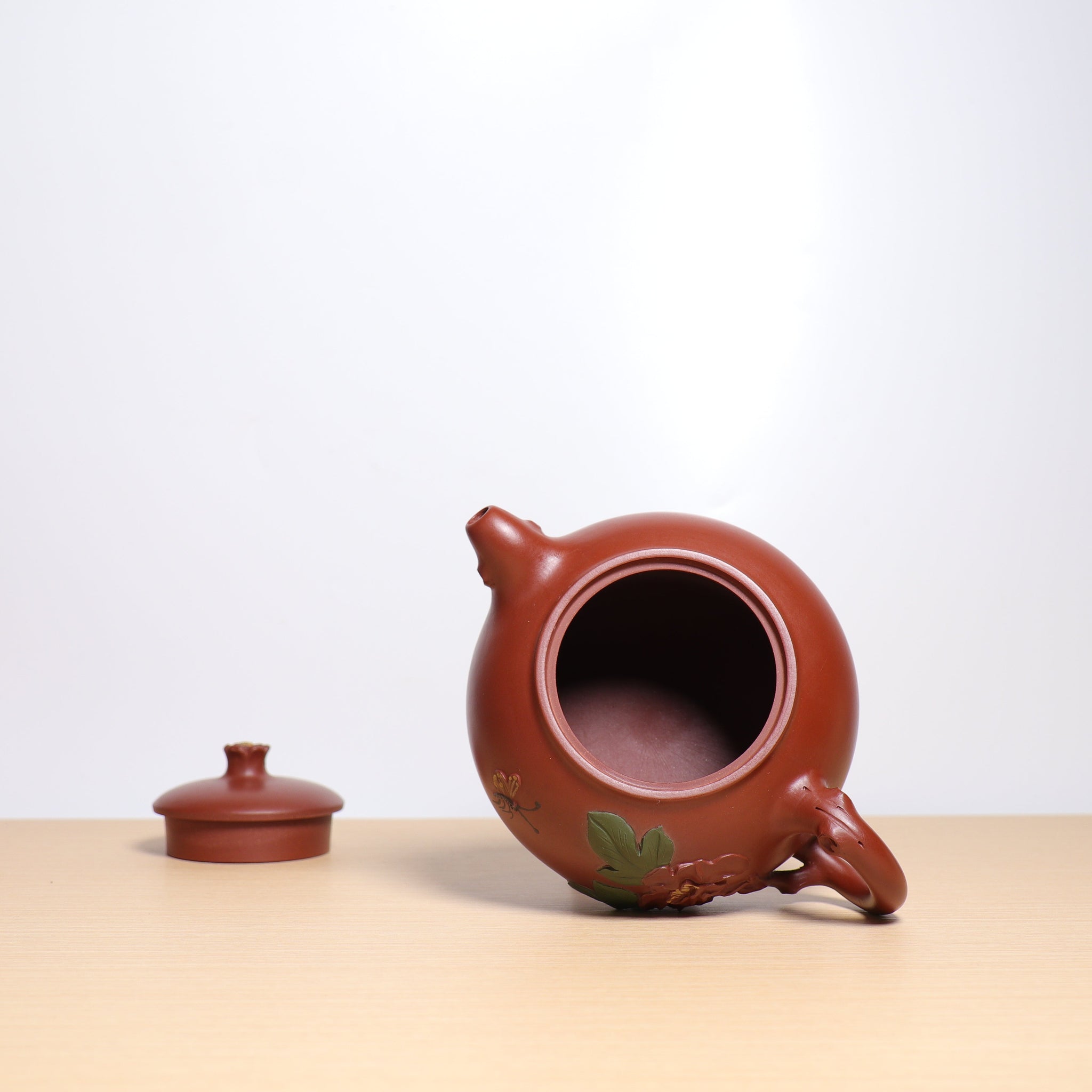 *Autumn Shopping｜Buy one get three free* [Butterfly Love Flower] Zhuni Dahongpao Green Leaf Decal Purple Clay Teapot